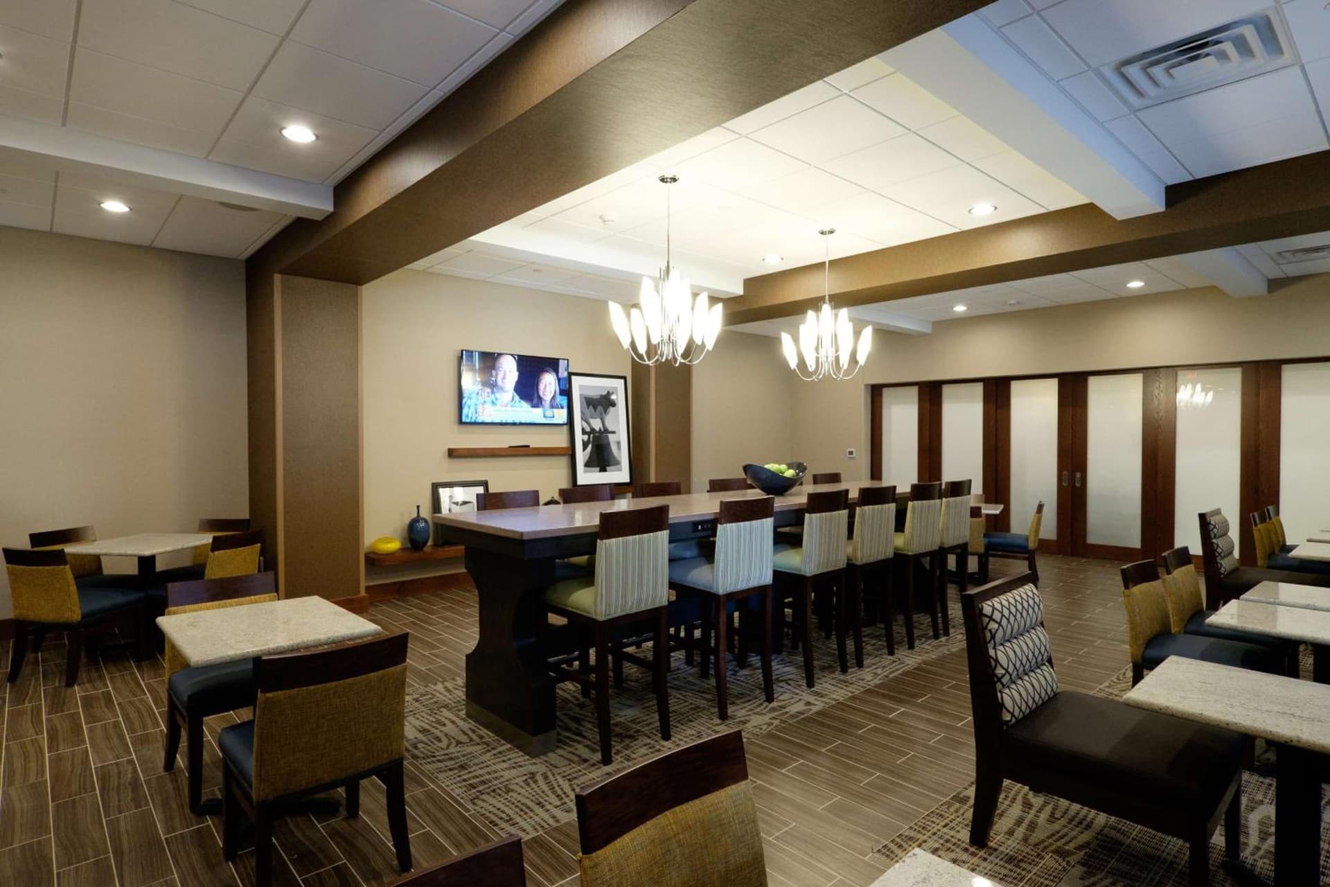 Hampton Inn Green Bay Downtown gallery photo in Green Bay, WI — image 27