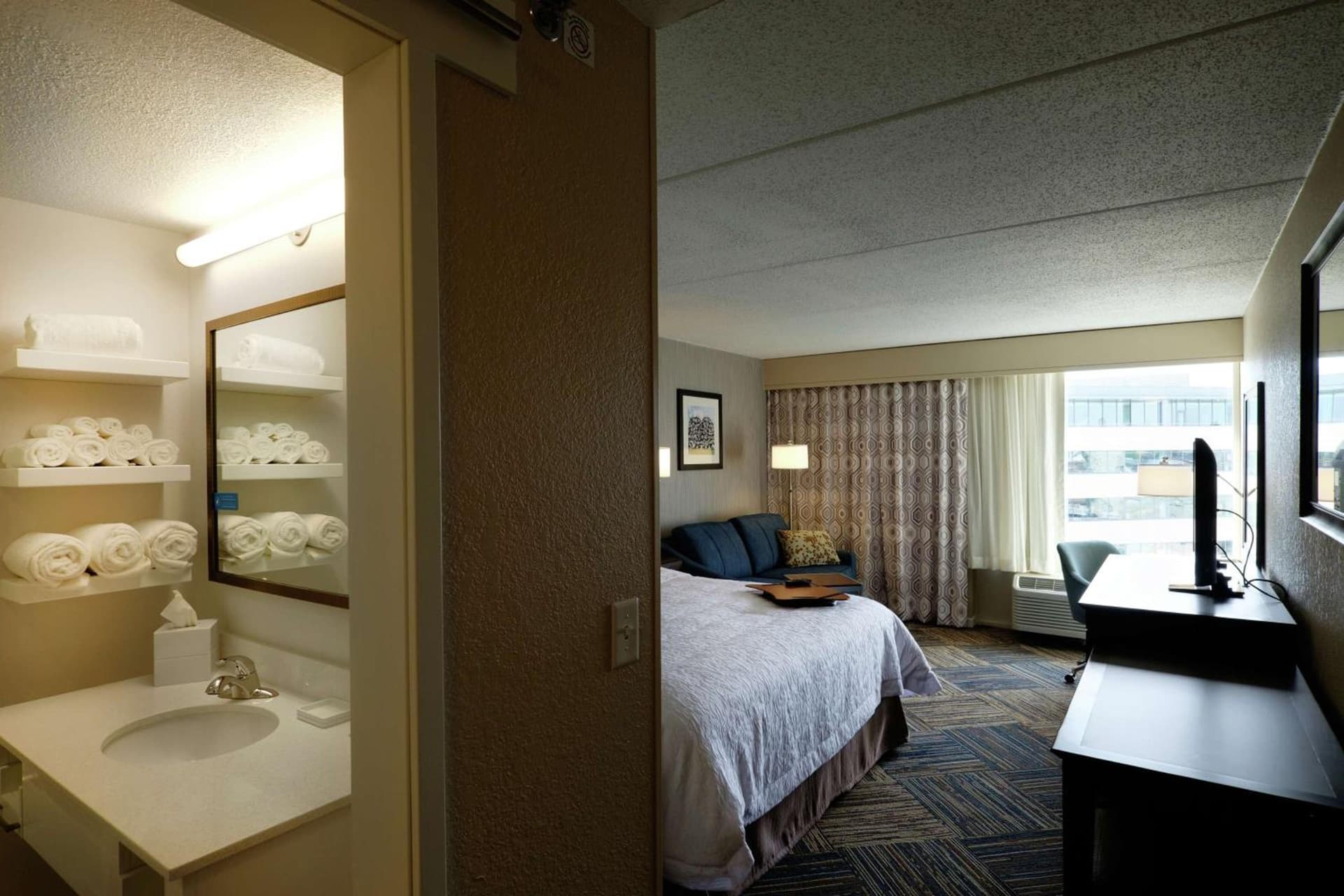 Hampton Inn Green Bay Downtown gallery photo in Green Bay, WI — image 4