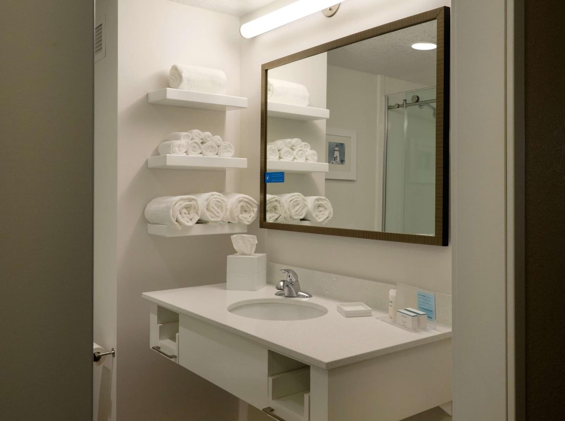 Hampton Inn Green Bay Downtown gallery photo in Green Bay, WI — image 17