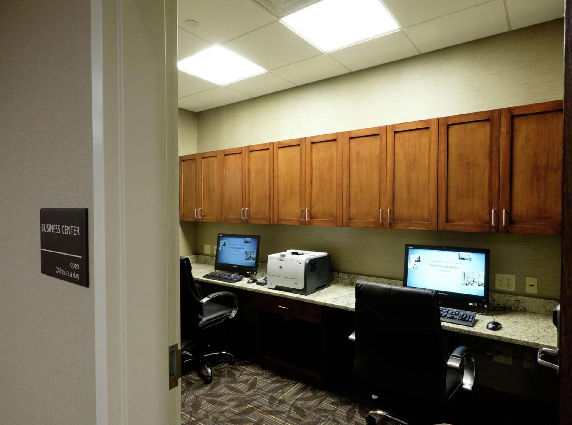 Hampton Inn Green Bay Downtown gallery photo in Green Bay, WI — image 37
