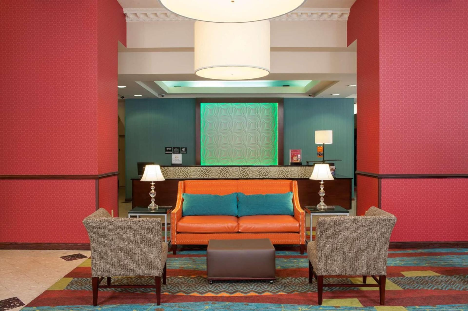 Hampton Inn Indianapolis Downtown Across from Circle Centre interior in Indianapolis, IN — gallery photo 2