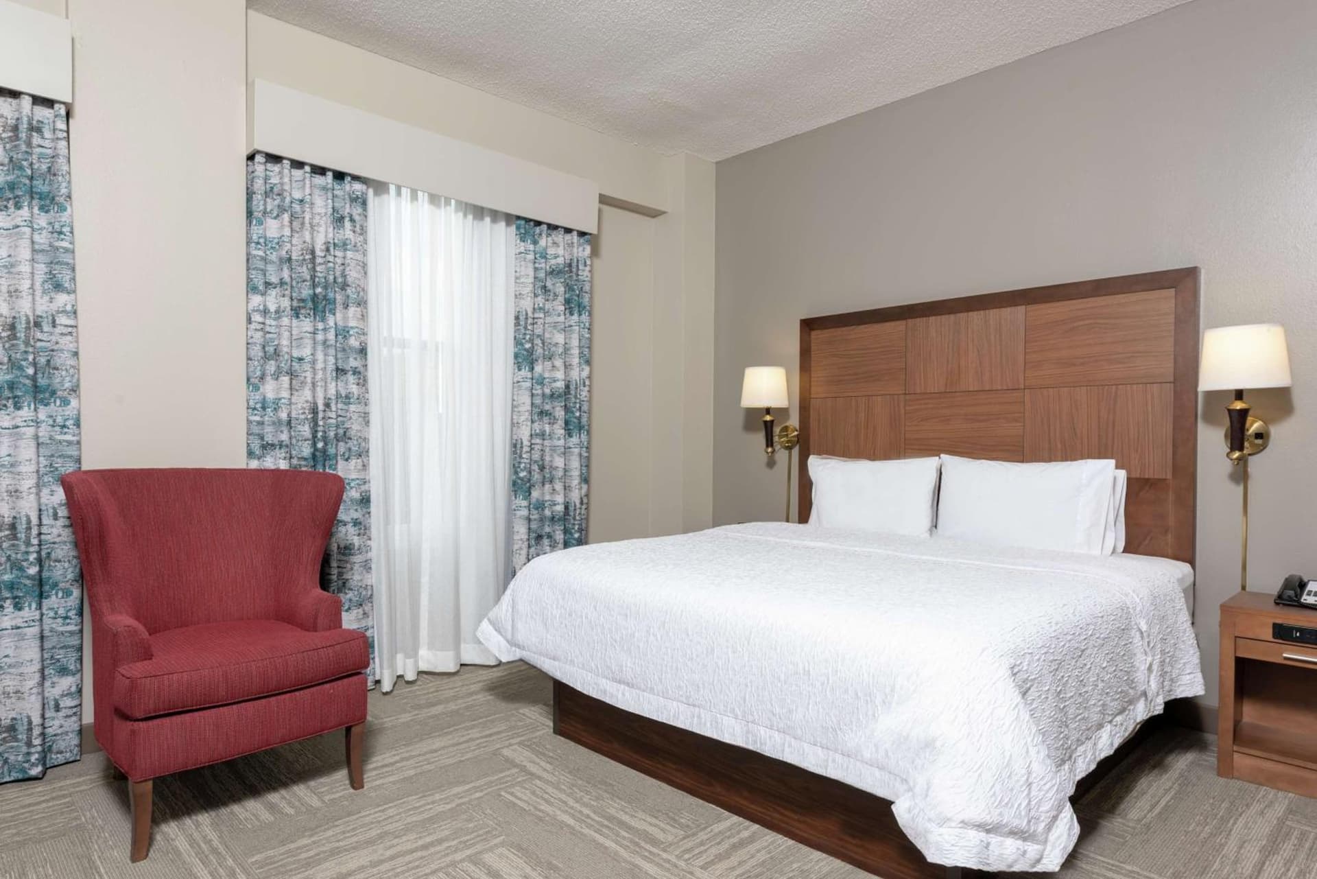Hampton Inn Indianapolis Downtown Across from Circle Centre gallery photo in Indianapolis, IN — image 18