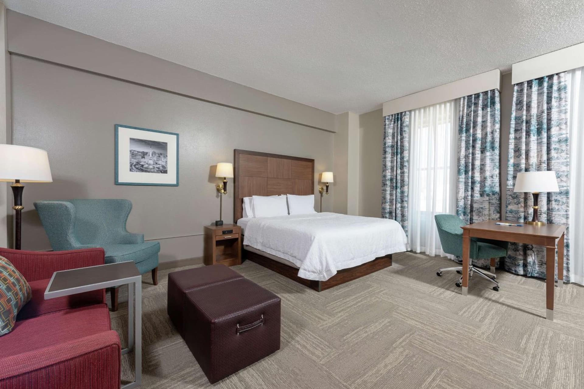 Hampton Inn Indianapolis Downtown Across from Circle Centre gallery photo in Indianapolis, IN — image 5
