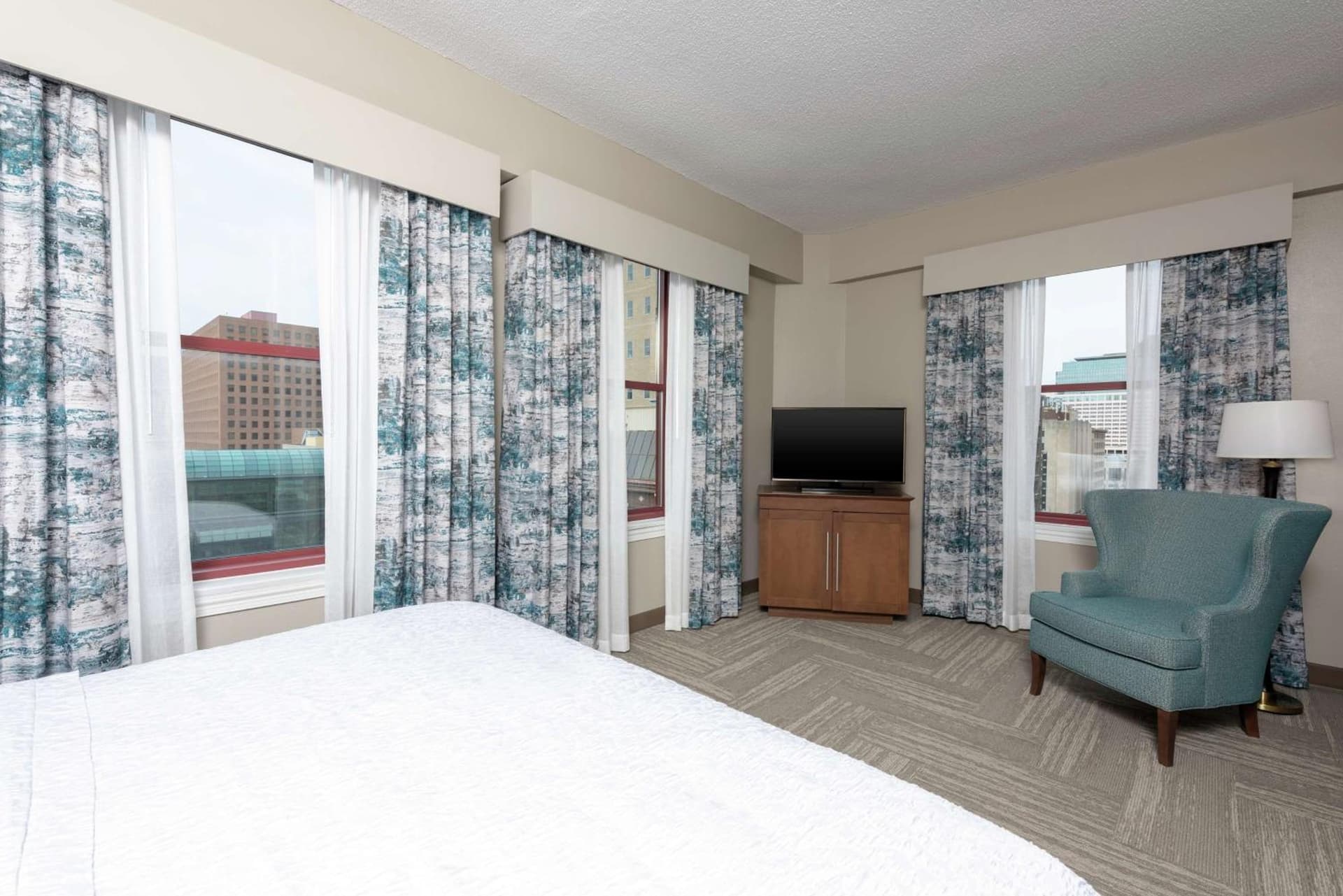 Hampton Inn Indianapolis Downtown Across from Circle Centre gallery photo in Indianapolis, IN — image 34