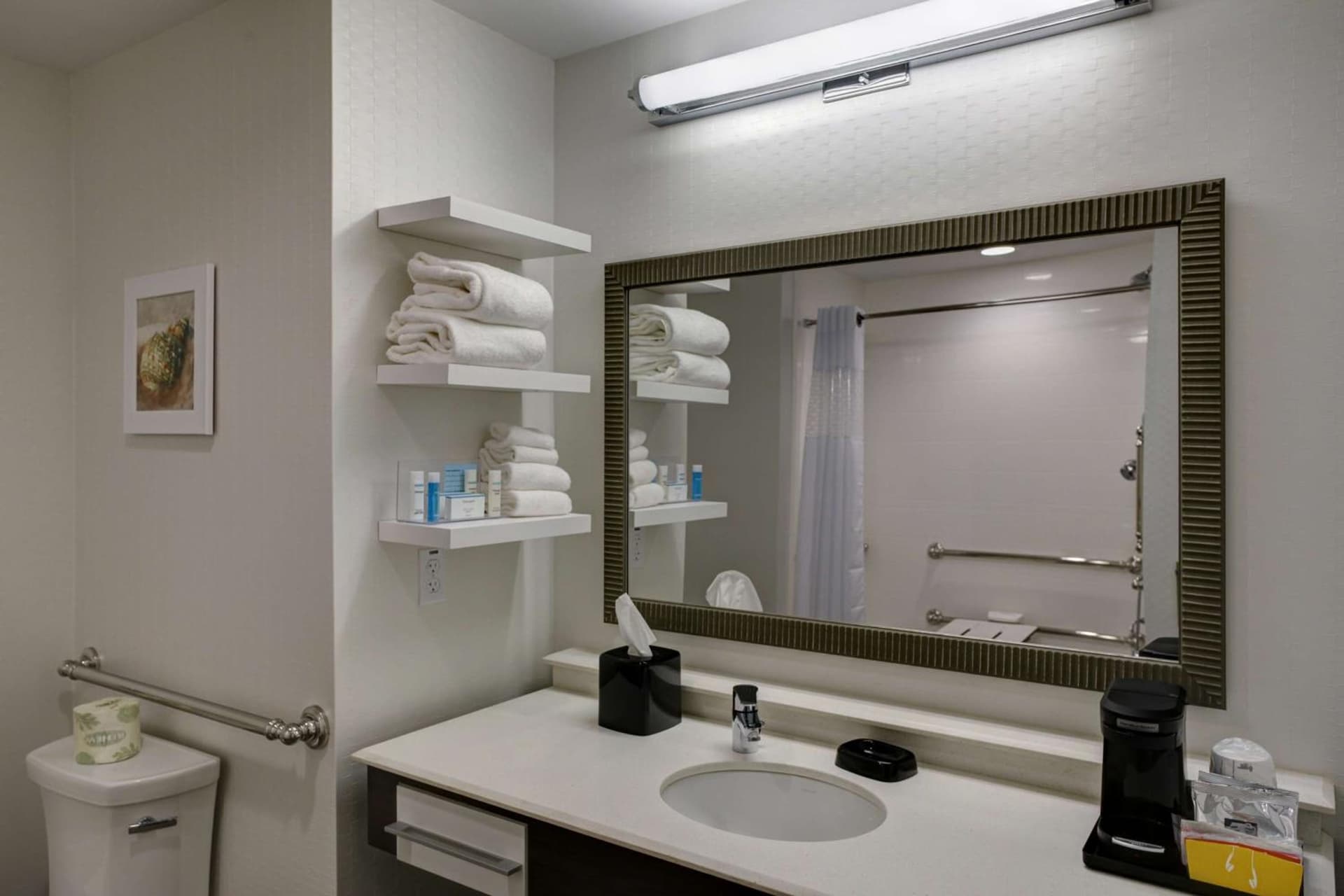 Hampton Inn and Suites by Hilton Vero Beach-Downtown gallery photo in Vero Beach, FL — image 16