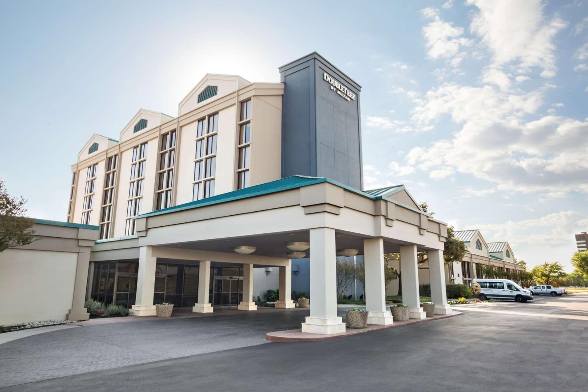 DoubleTree by Hilton DFW Airport North featured exterior or lobby in Irving, TX — similar hotel
