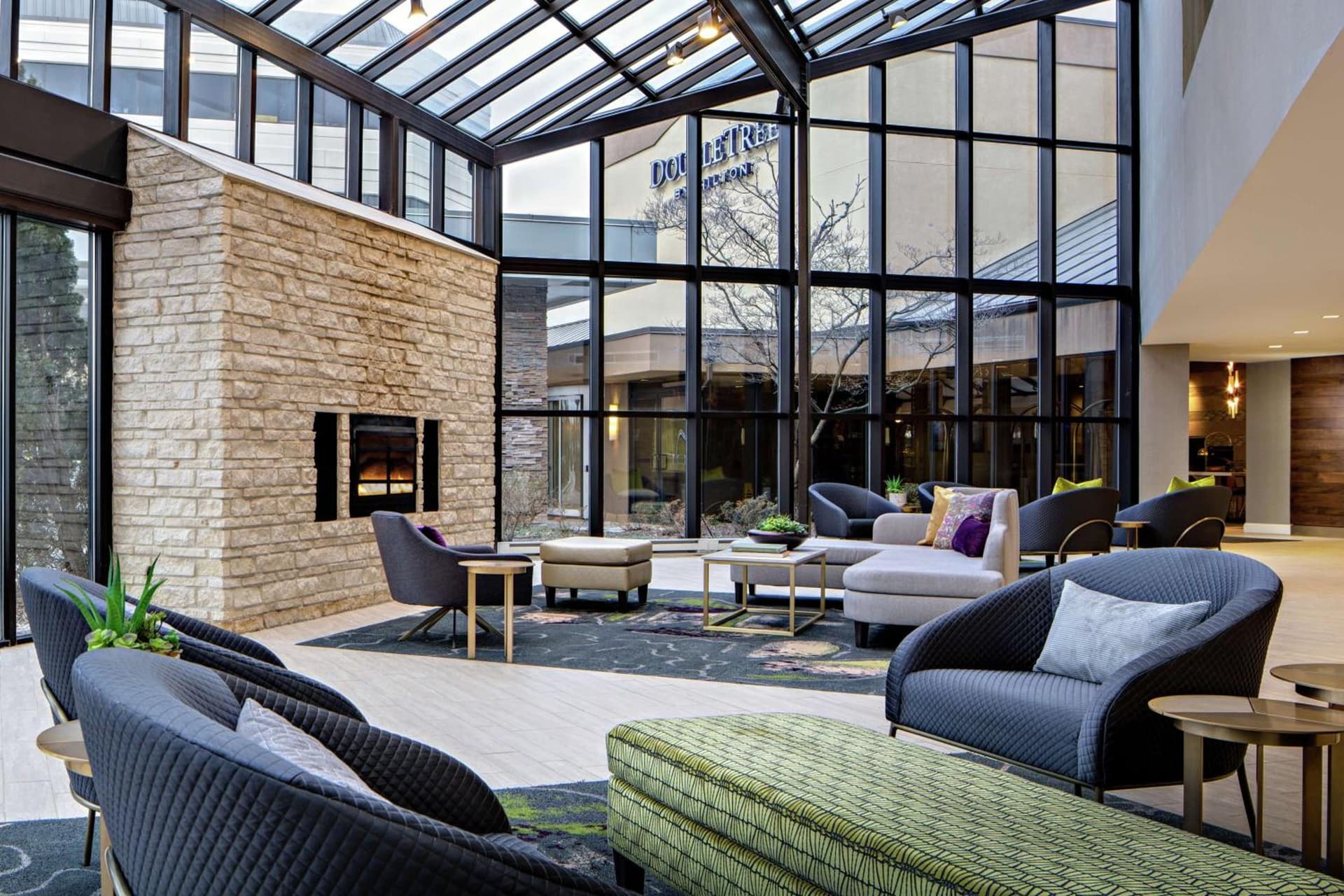 DoubleTree by Hilton Fairfield Hotel & Suites gallery photo in Fairfield — image 13