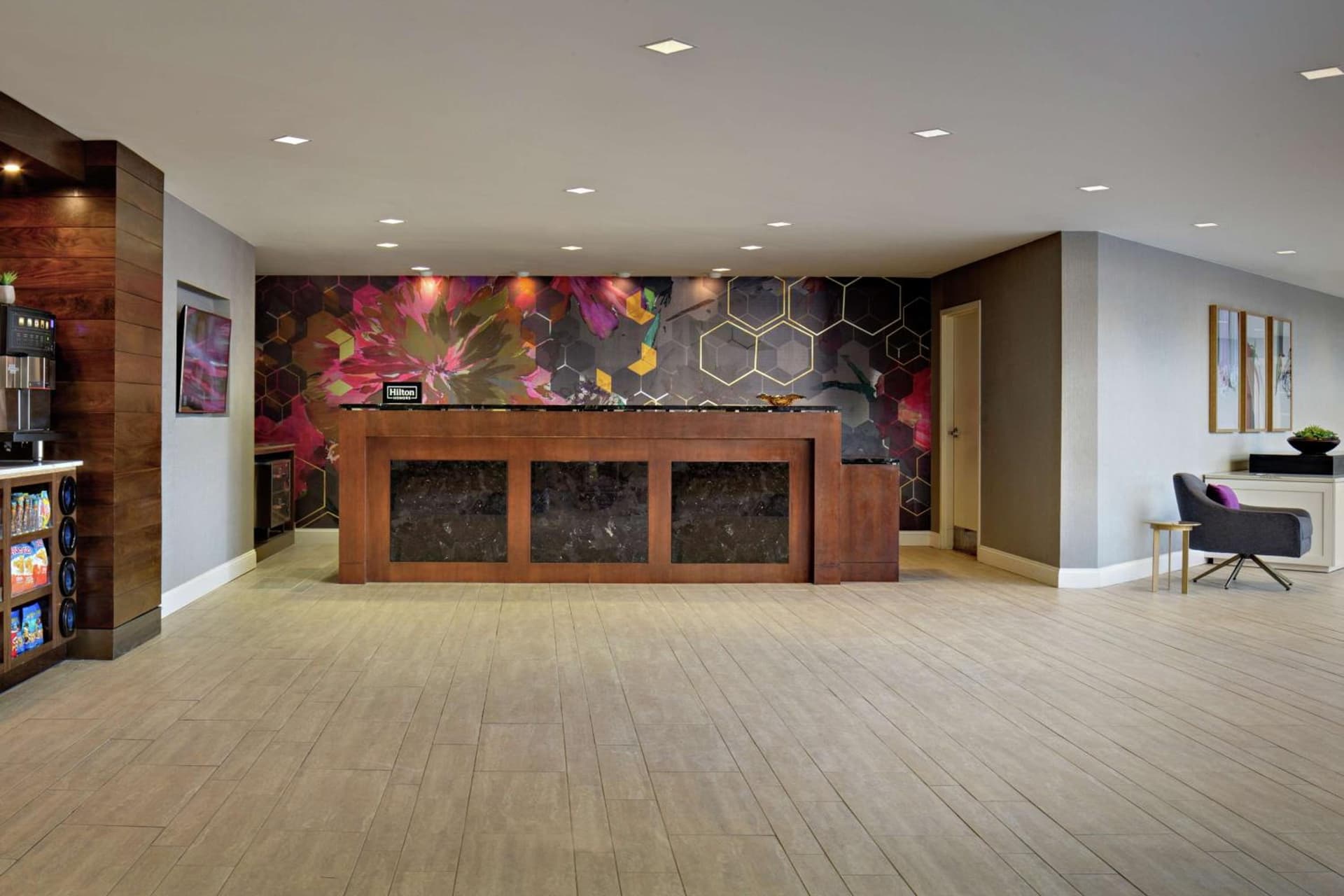 DoubleTree by Hilton Fairfield Hotel & Suites interior in Fairfield — gallery photo 2