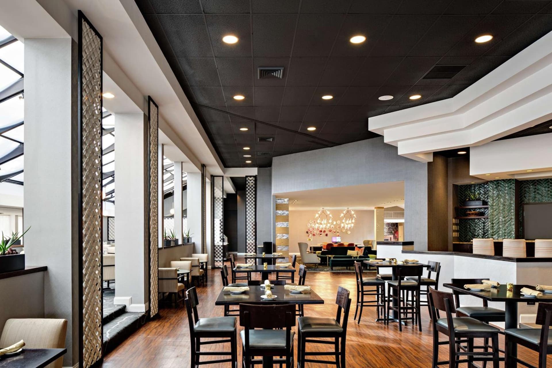 DoubleTree by Hilton Fairfield Hotel & Suites gallery photo in Fairfield — image 12