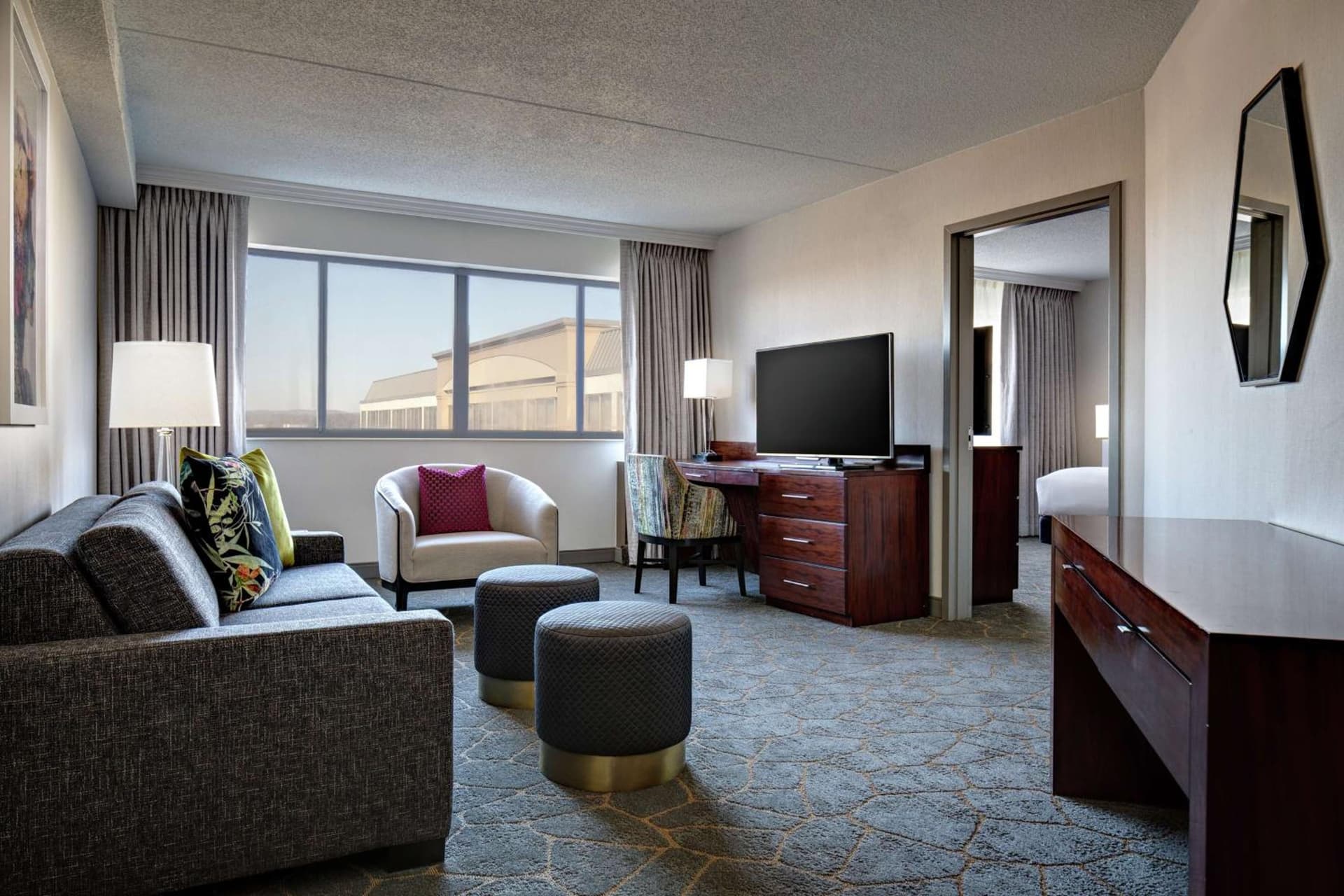DoubleTree by Hilton Fairfield Hotel & Suites property views in Fairfield — gallery photo 3