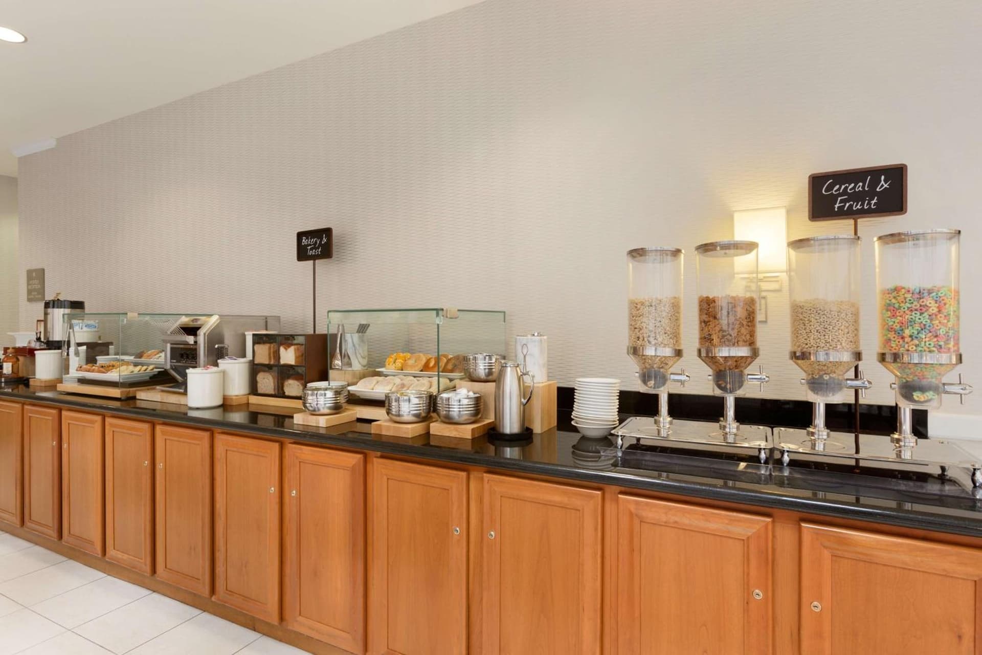 Embassy Suites Newark - Wilmington/South gallery photo in Newark, DE — image 6