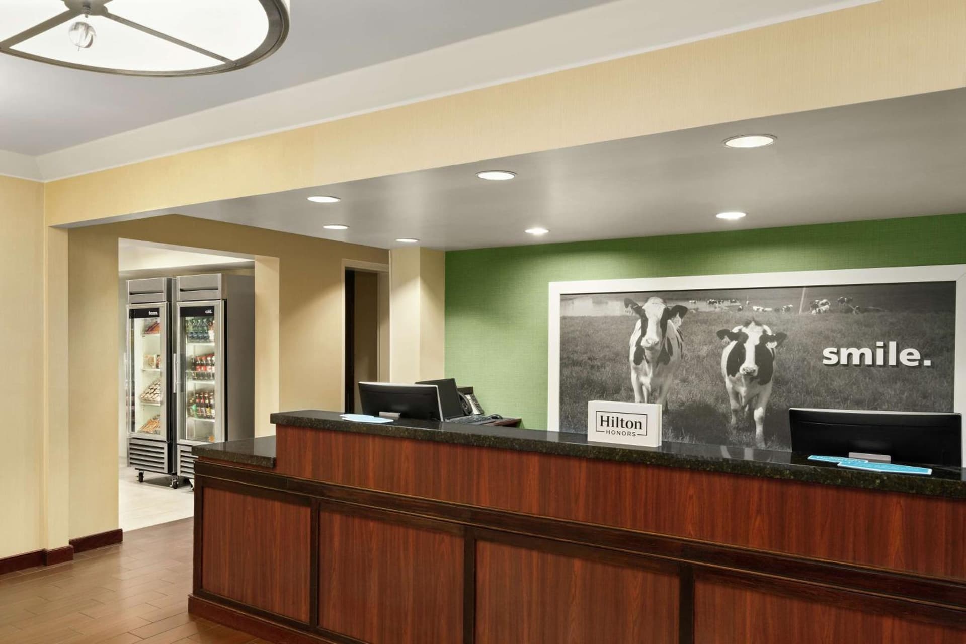 Hampton Inn Portland Airport gallery photo in Portland, OR — image 11