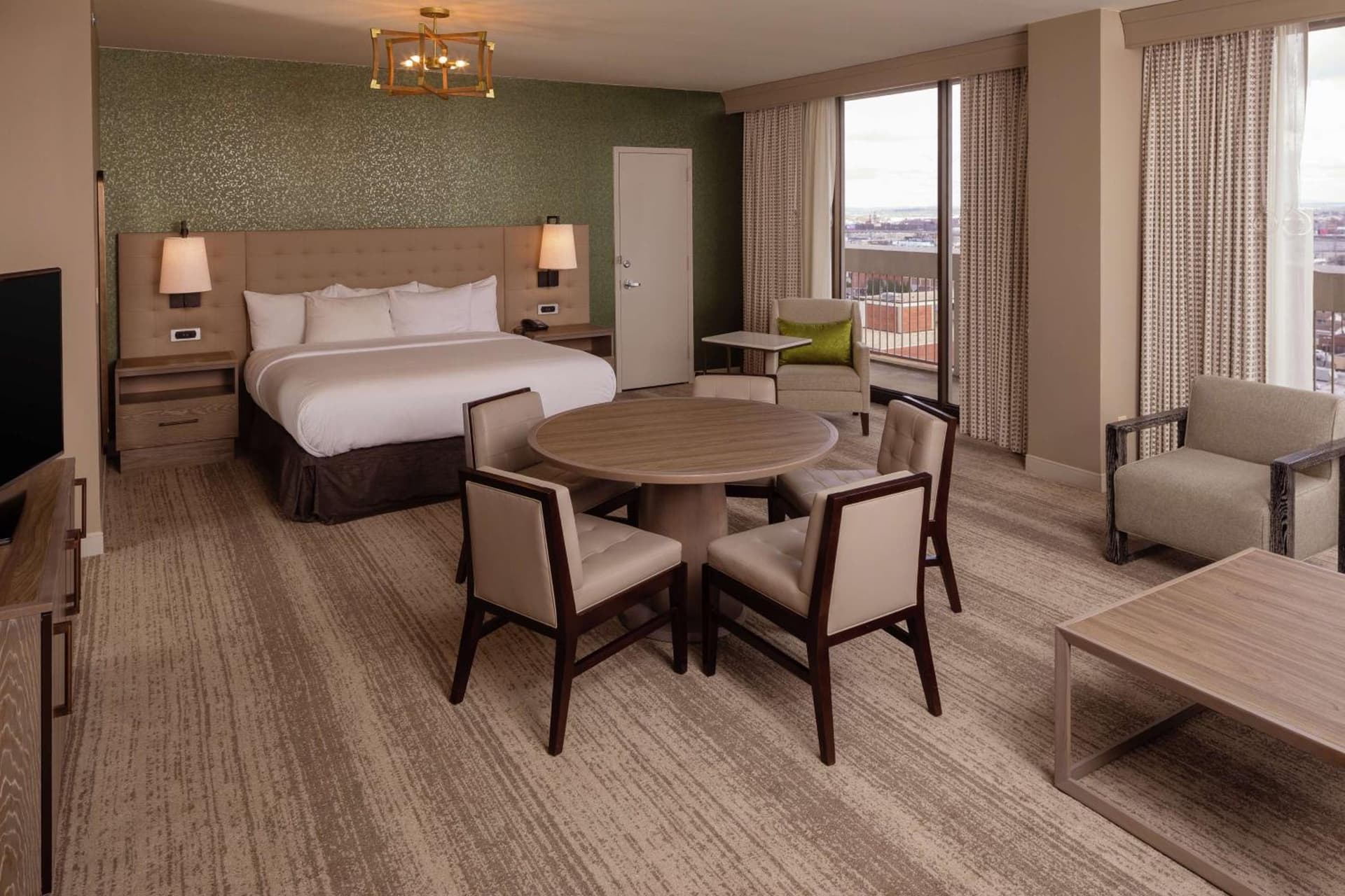 Hilton Birmingham Downtown at UAB gallery photo in Birmingham, AL — image 4