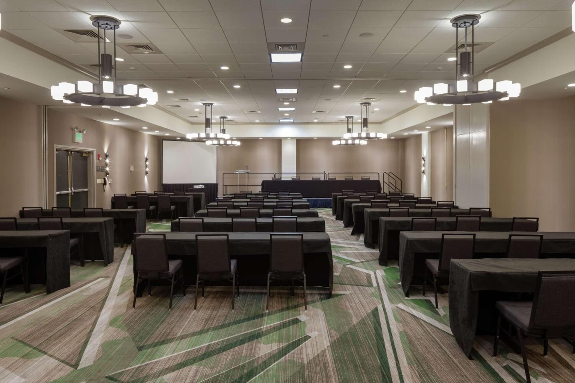 Hilton Birmingham Downtown at UAB gallery photo in Birmingham, AL — image 20
