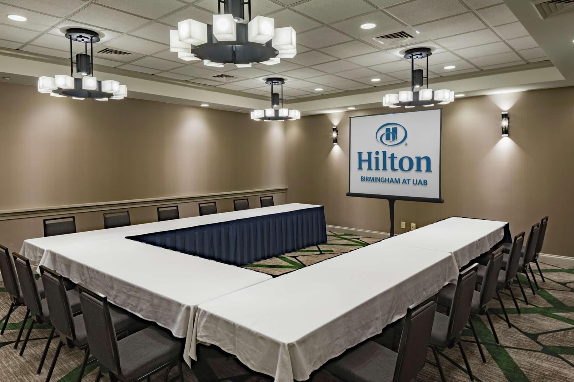 Hilton Birmingham Downtown at UAB gallery photo in Birmingham, AL — image 32
