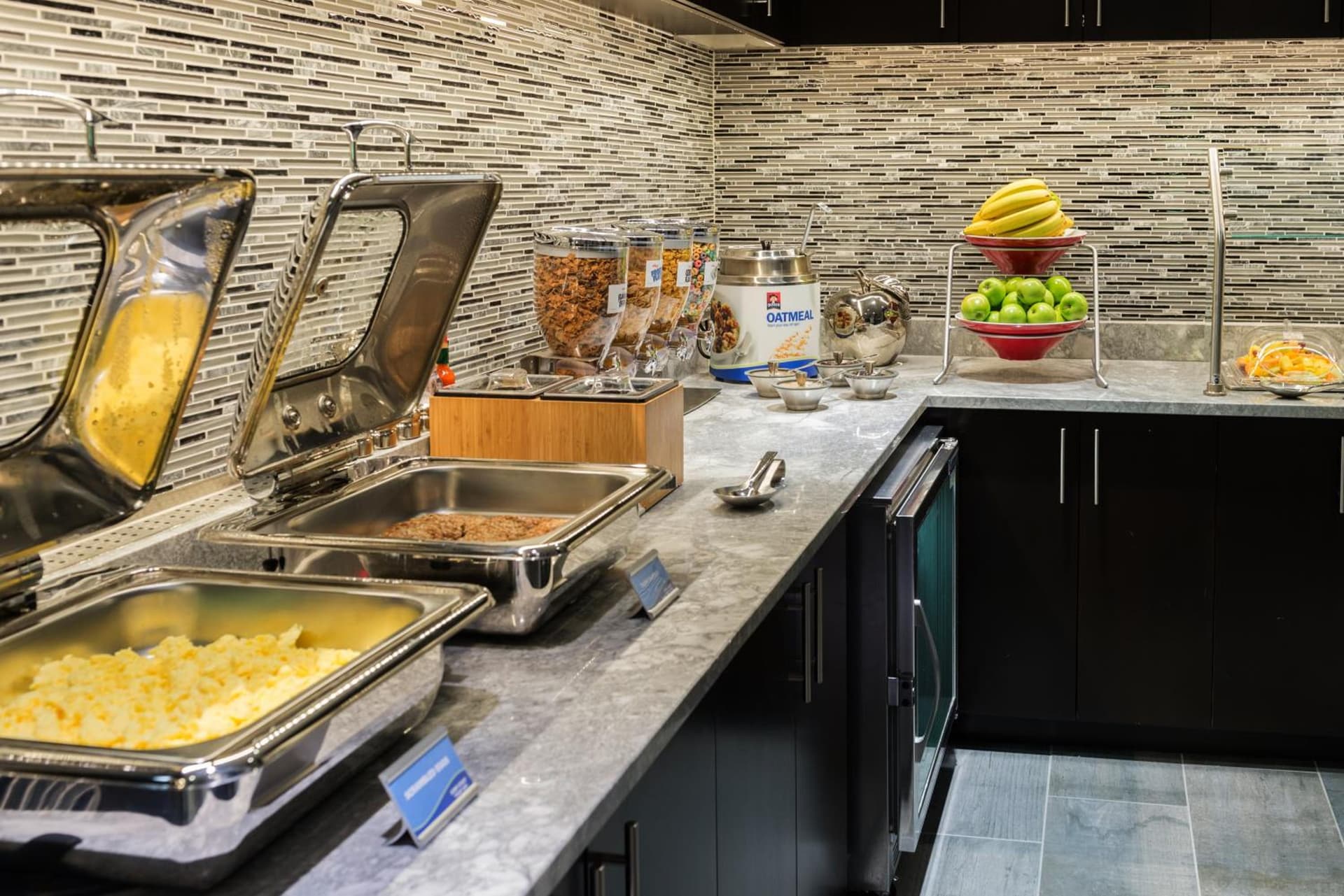 Fairfield Inn & Suites by Marriott Boston Cambridge property views in Cambridge, MA — gallery photo 3