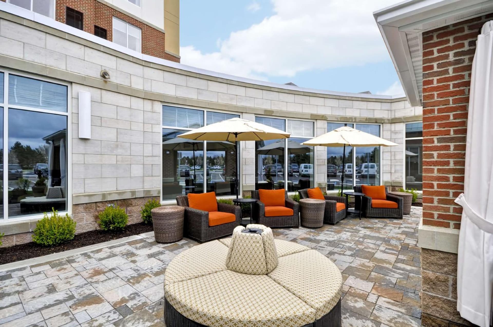 Hilton Garden Inn Detroit Troy property views in Troy, MI — gallery photo 3
