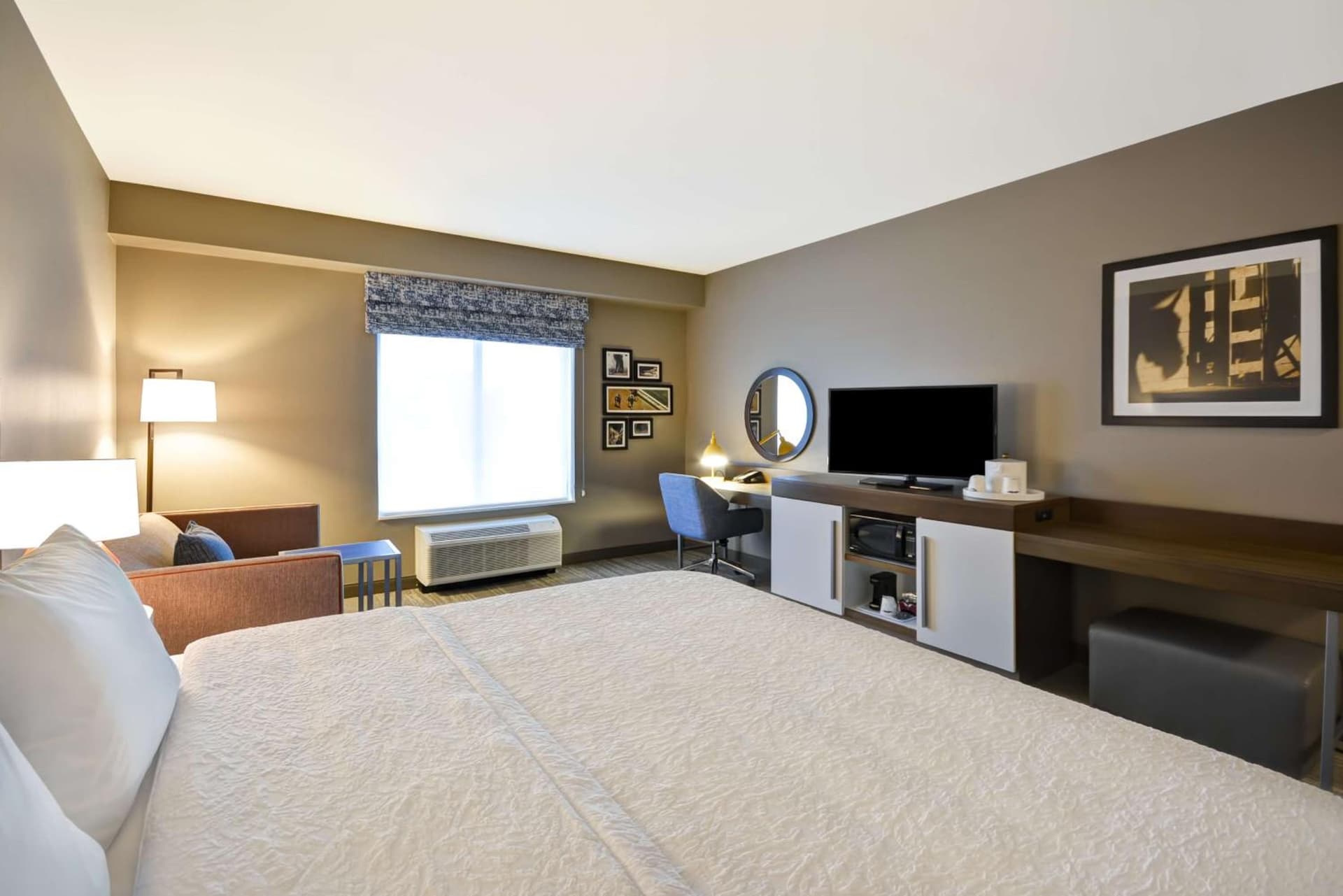 Hampton Inn Livonia Detroit gallery photo in Livonia, MI — image 15
