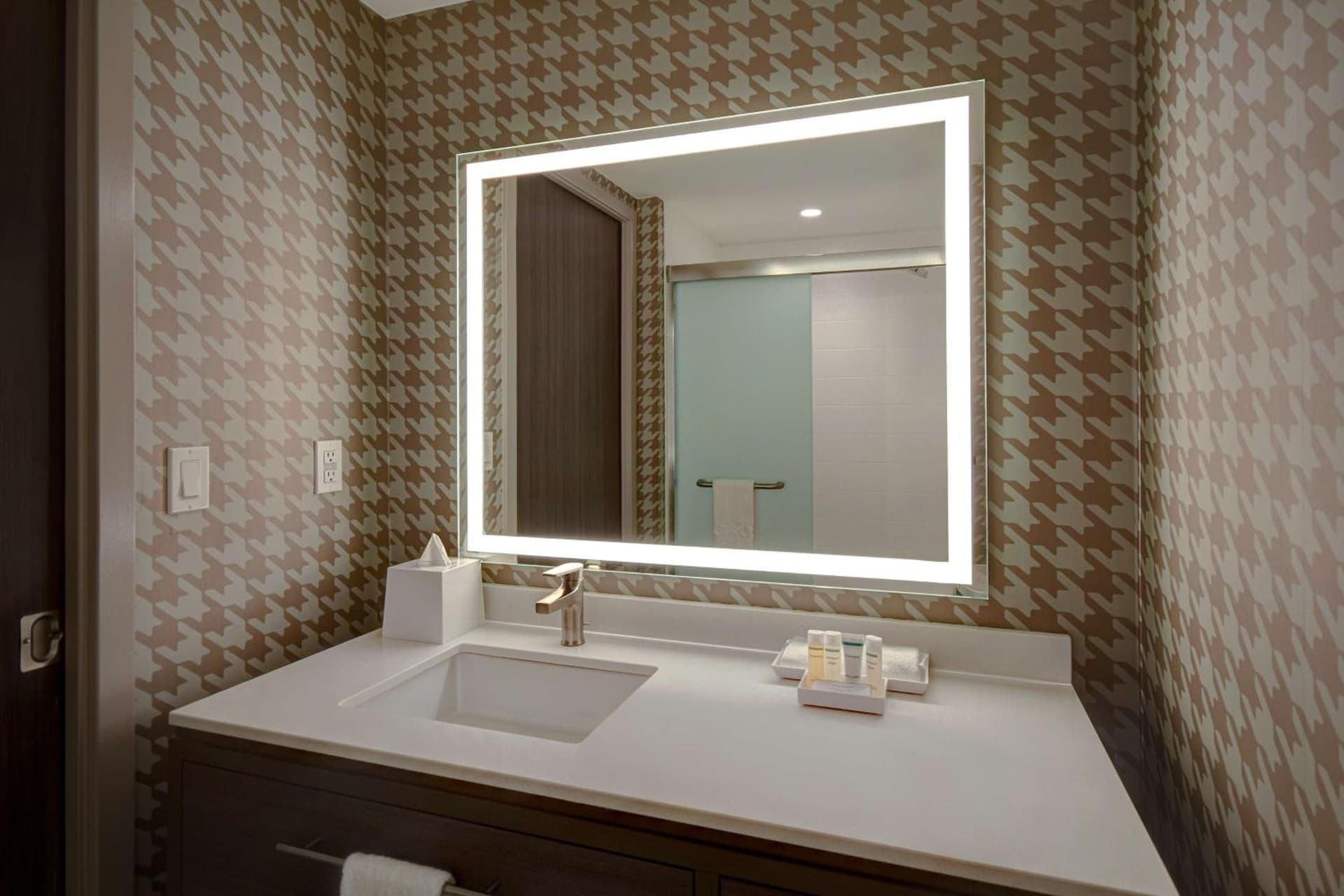 Home2 Suites by Hilton Troy gallery photo in Troy, MI — image 17