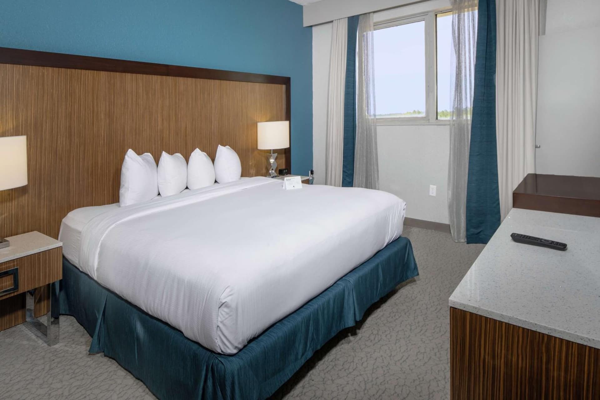 DoubleTree by Hilton Hotel Jacksonville Airport gallery photo in Jacksonville, FL — image 68