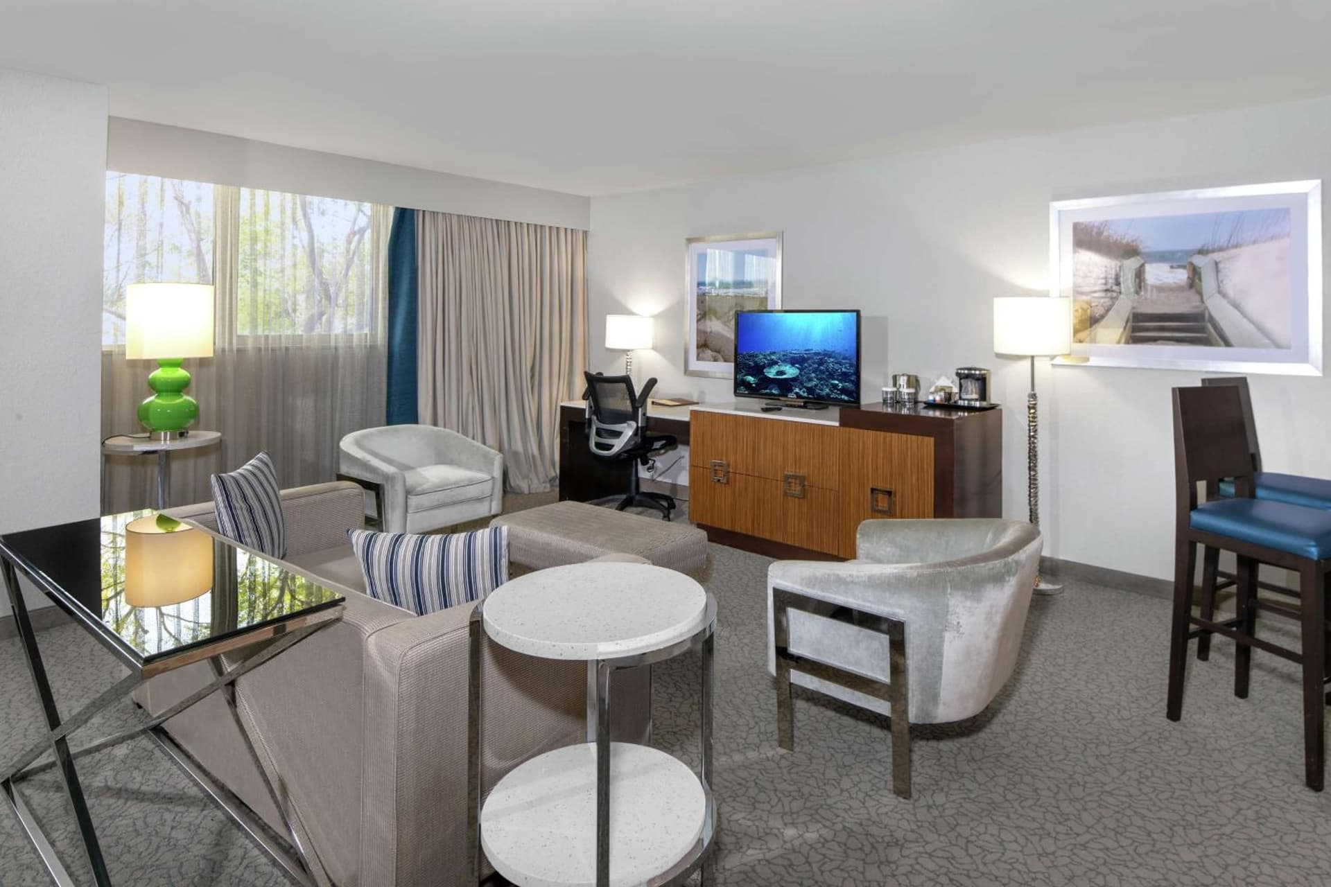 DoubleTree by Hilton Hotel Jacksonville Airport gallery photo in Jacksonville, FL — image 23