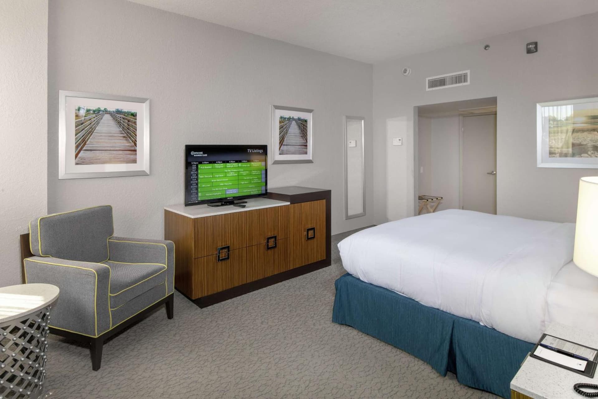 DoubleTree by Hilton Hotel Jacksonville Airport gallery photo in Jacksonville, FL — image 66