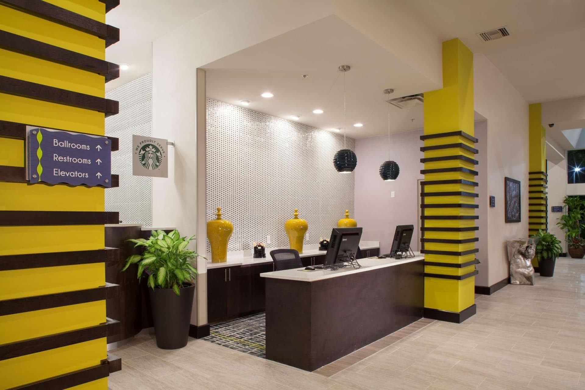 DoubleTree by Hilton Hotel Jacksonville Airport gallery photo in Jacksonville, FL — image 48