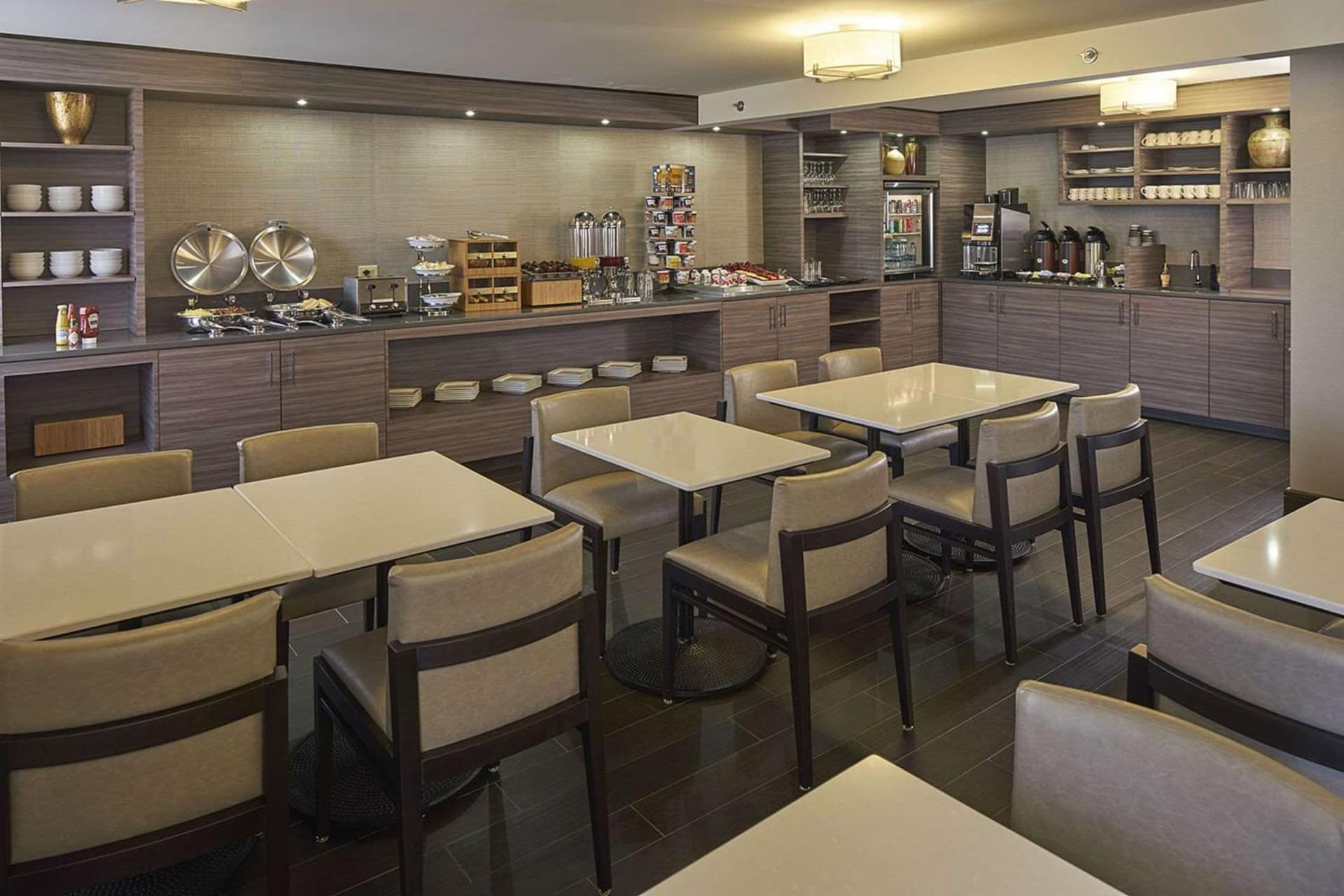 Hilton Raleigh North Hills gallery photo in Raleigh, NC — image 23