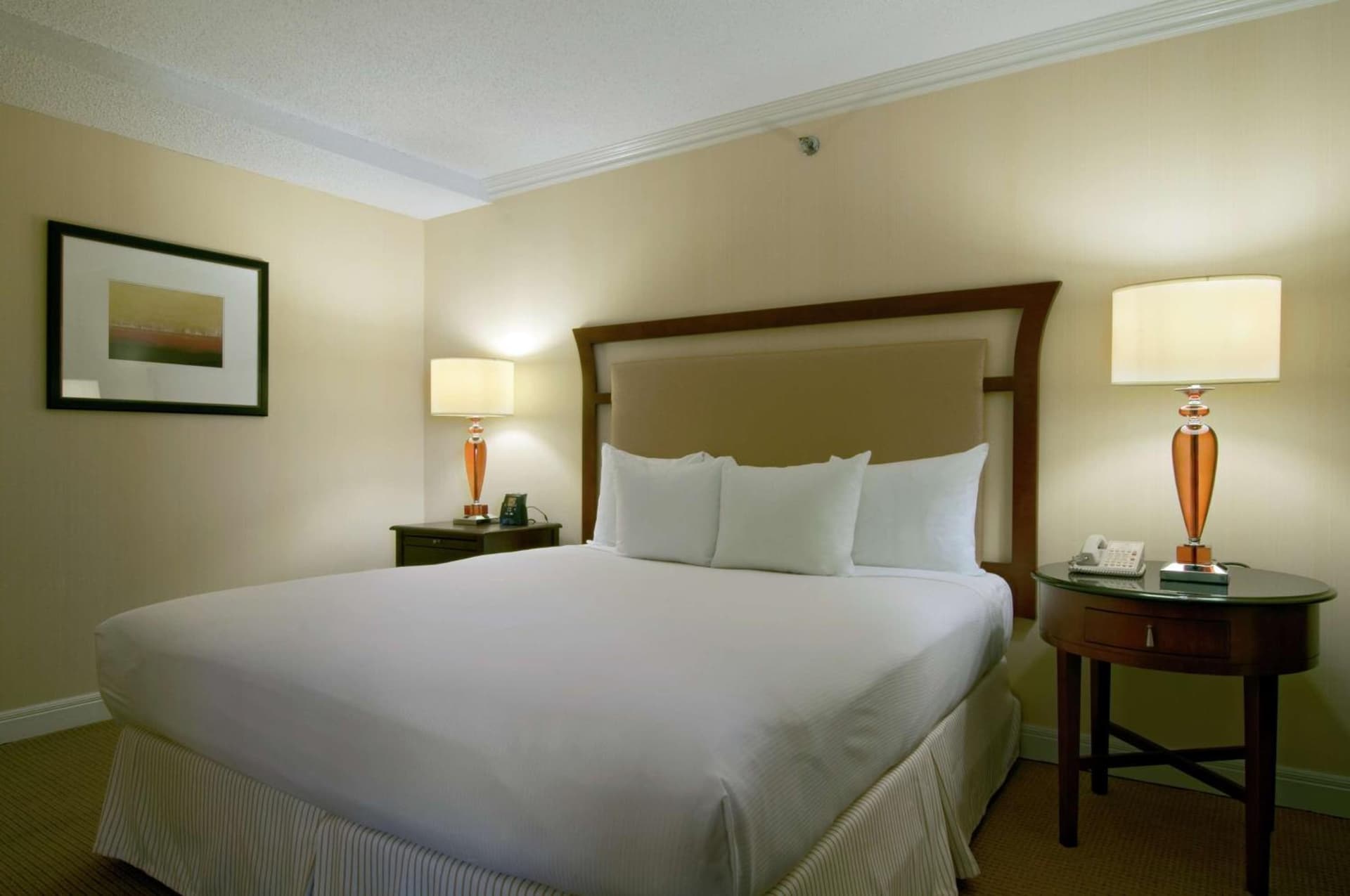 Hilton Raleigh North Hills gallery photo in Raleigh, NC — image 9