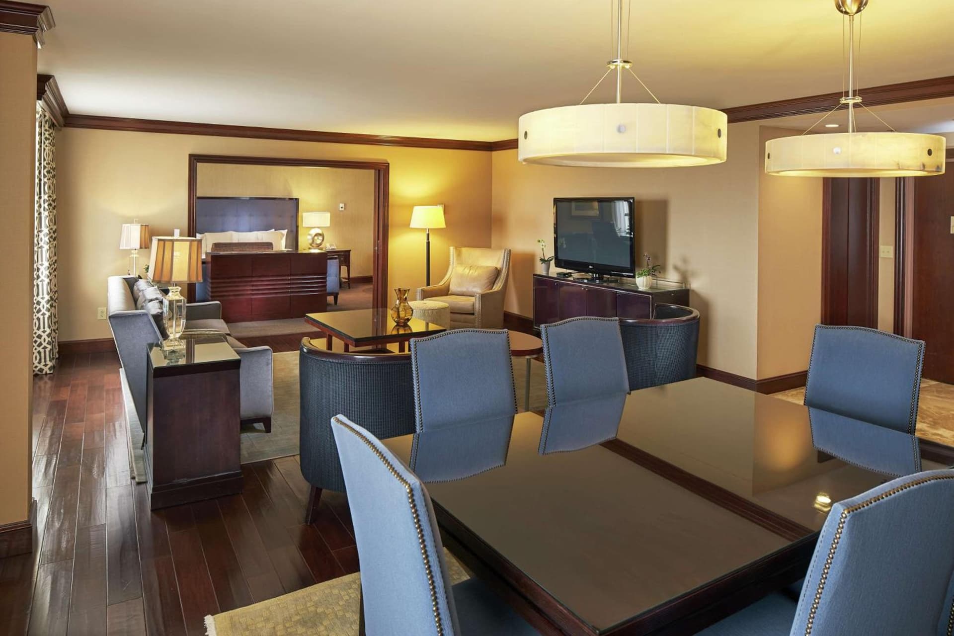 Hilton Raleigh North Hills gallery photo in Raleigh, NC — image 33