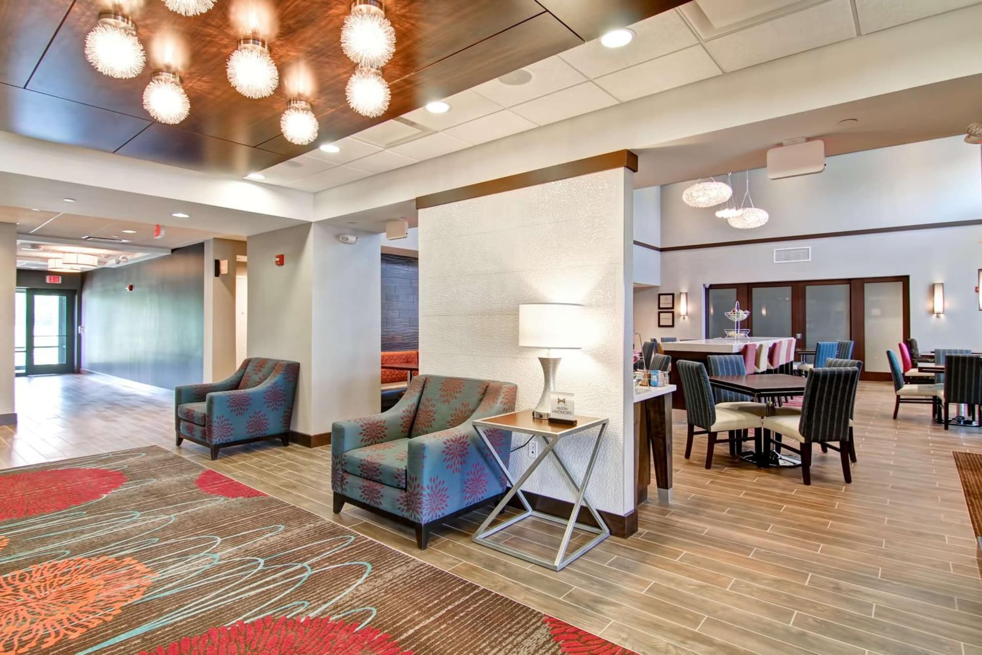 Hampton Inn & Suites Detroit/Troy gallery photo in Clawson, MI — image 5