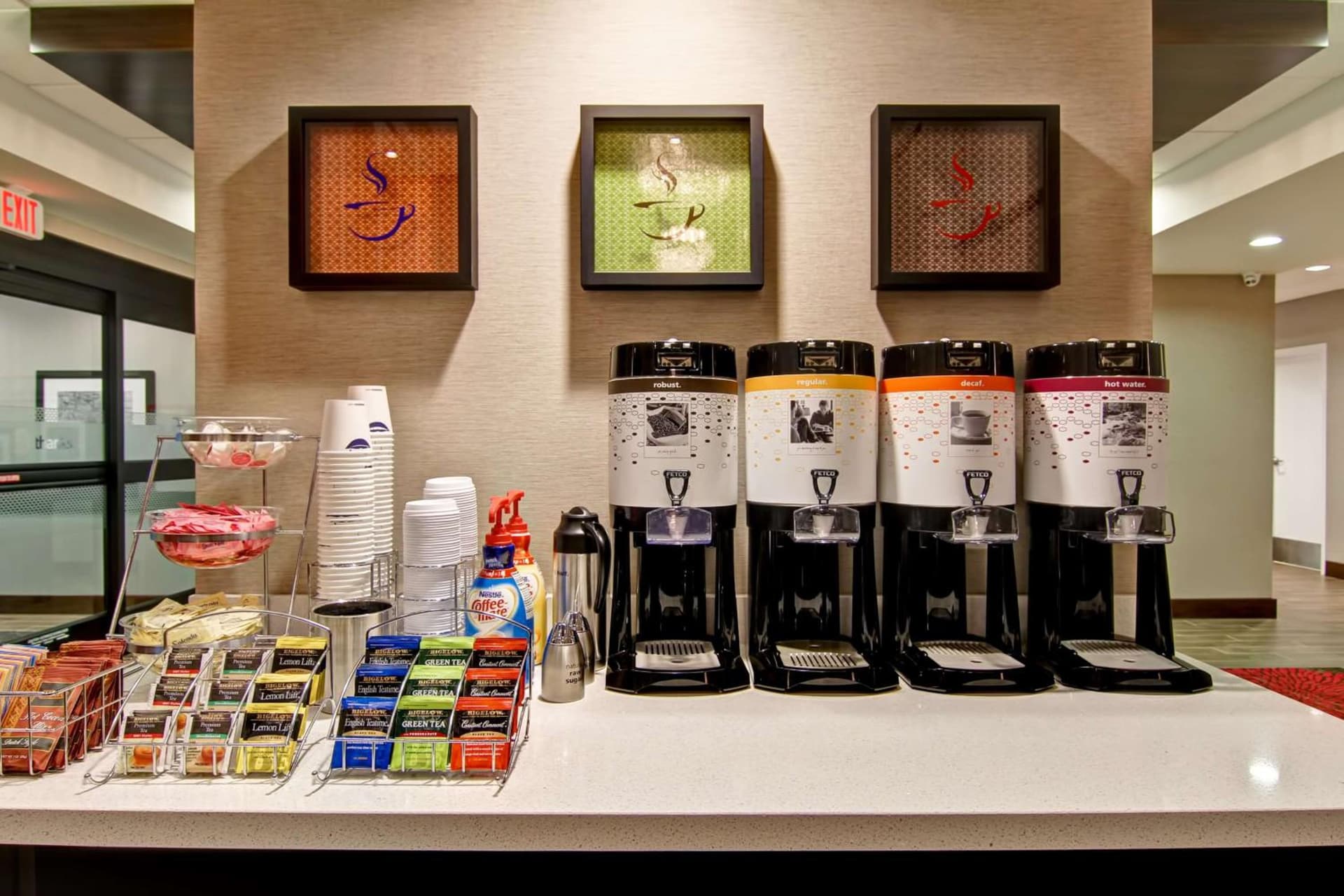 Hampton Inn & Suites Detroit/Troy gallery photo in Clawson, MI — image 29