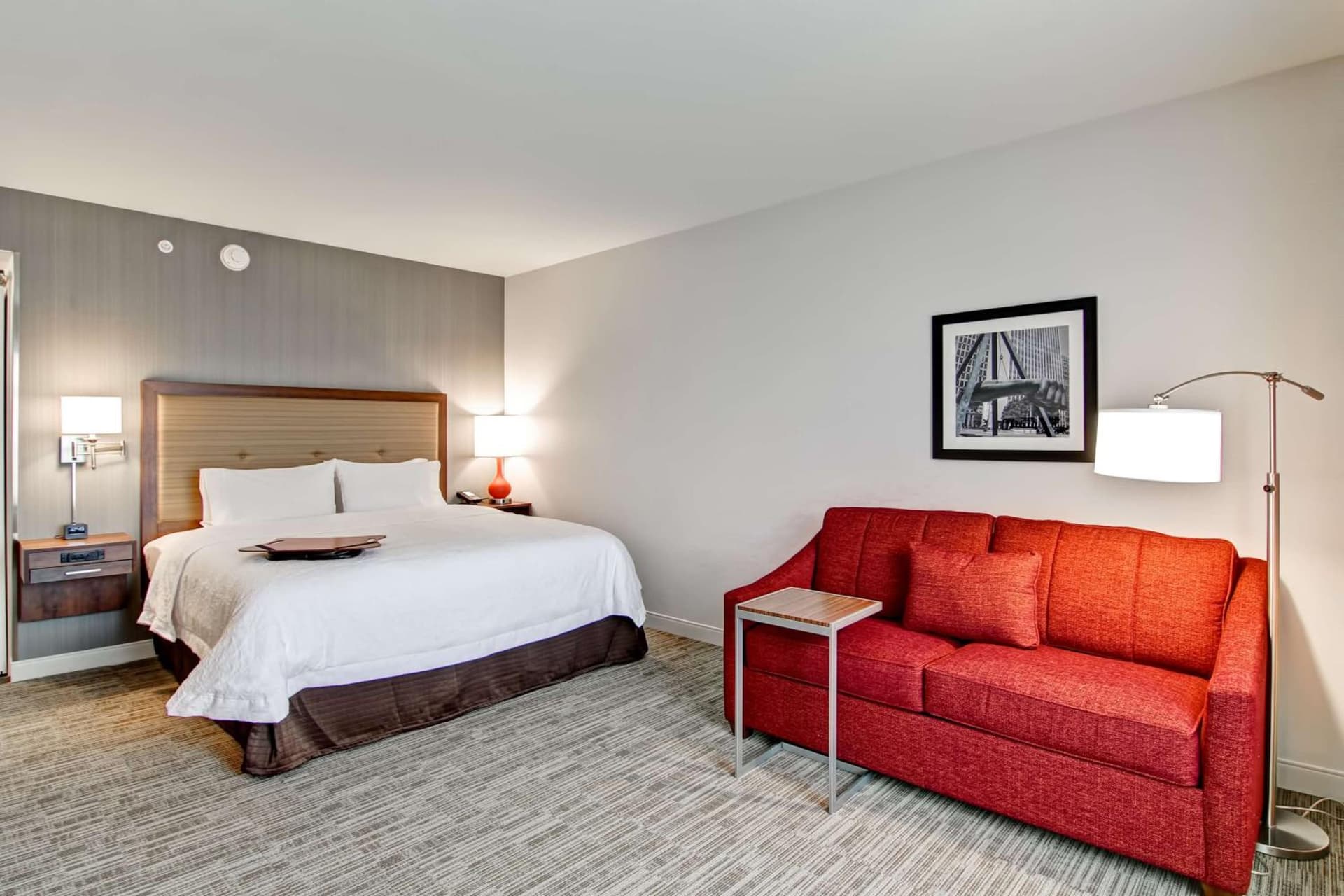 Hampton Inn & Suites Detroit/Troy gallery photo in Clawson, MI — image 35