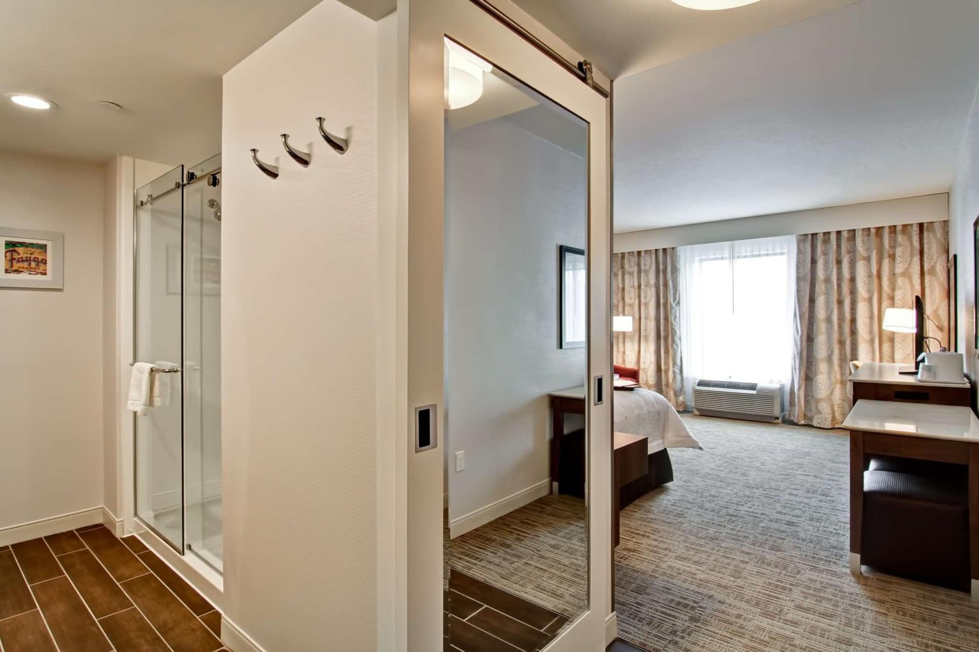 Hampton Inn & Suites Detroit/Troy gallery photo in Clawson, MI — image 15