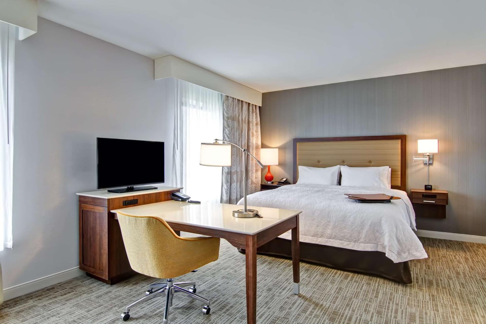 Hampton Inn & Suites Detroit/Troy gallery photo in Clawson, MI — image 33