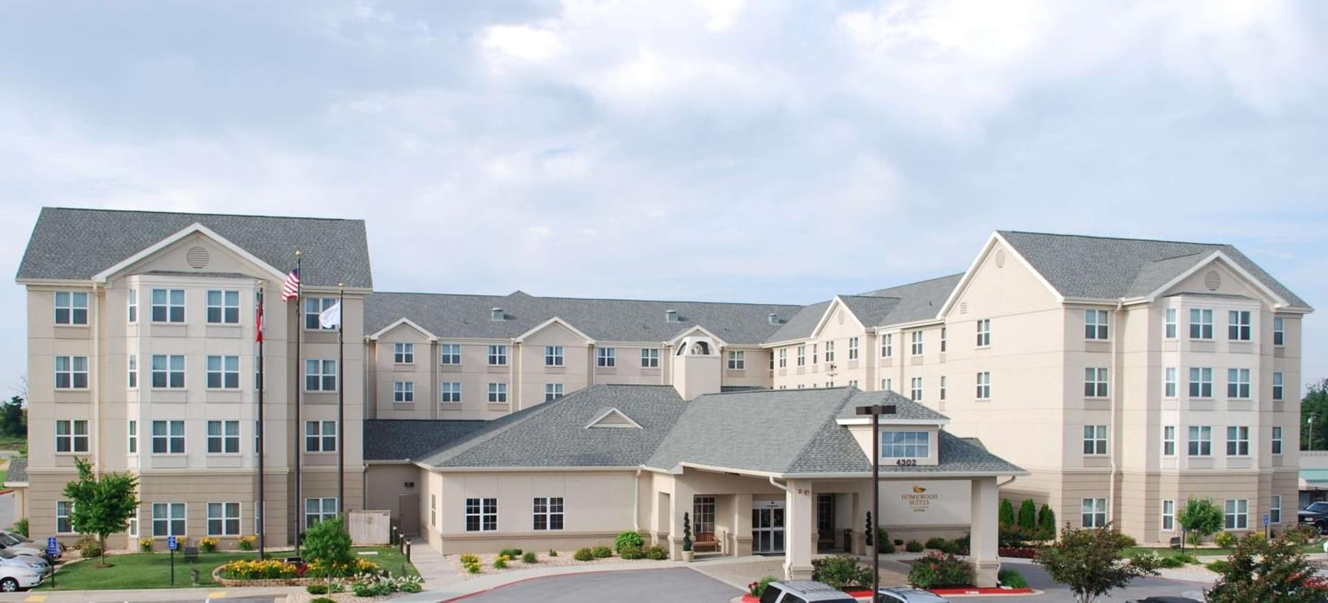 Homewood Suites by Hilton Bentonville-Rogers interior in Rogers, AR — gallery photo 2