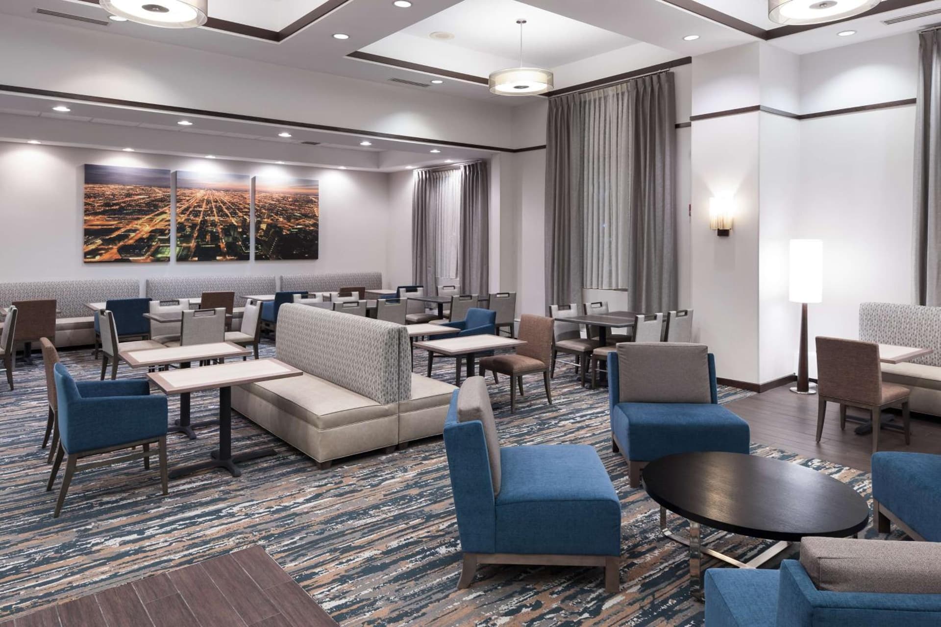 Hampton Inn & Suites Chicago North Shore gallery photo in Skokie, IL — image 24