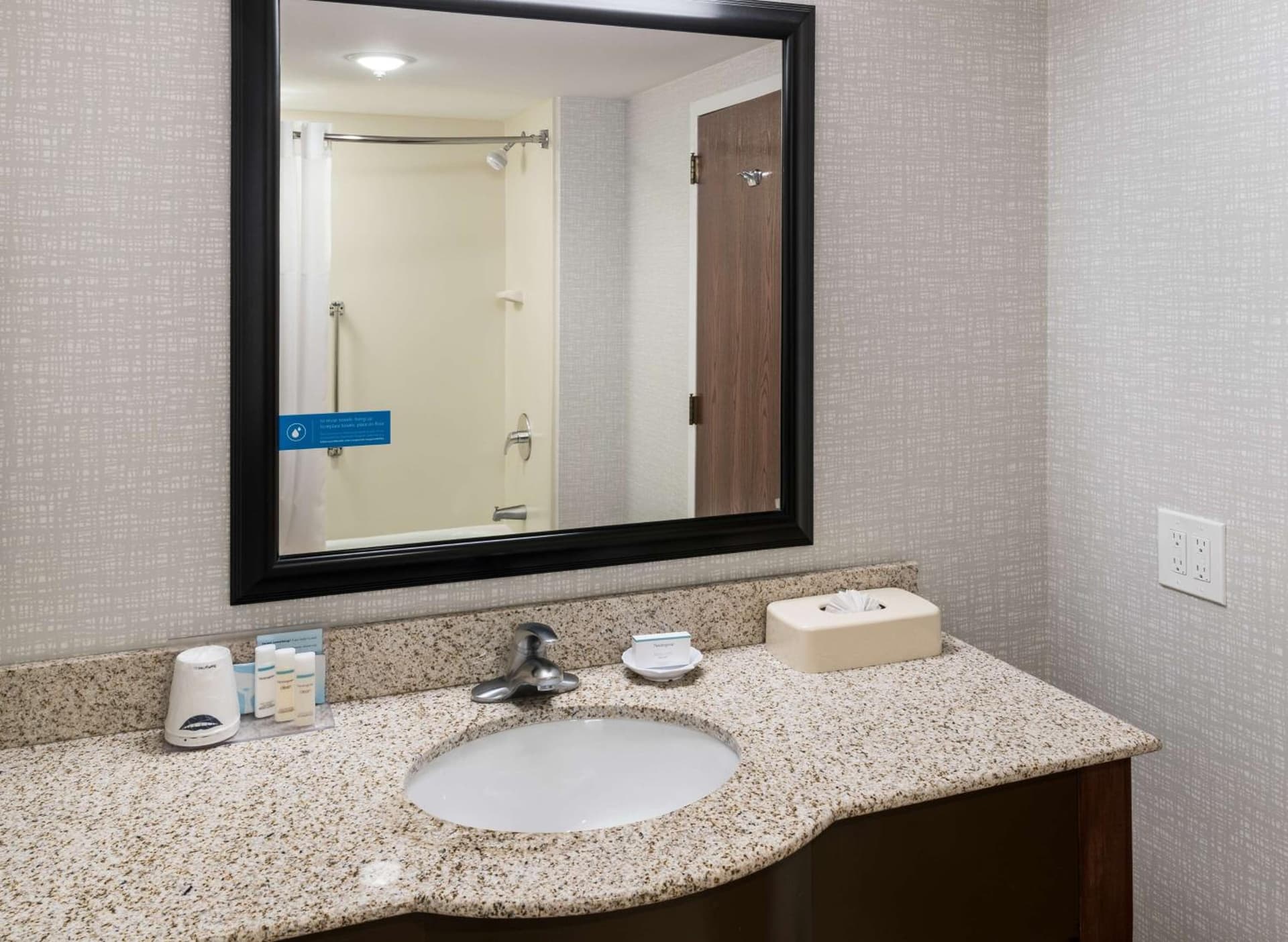Hampton Inn & Suites Chicago North Shore gallery photo in Skokie, IL — image 20
