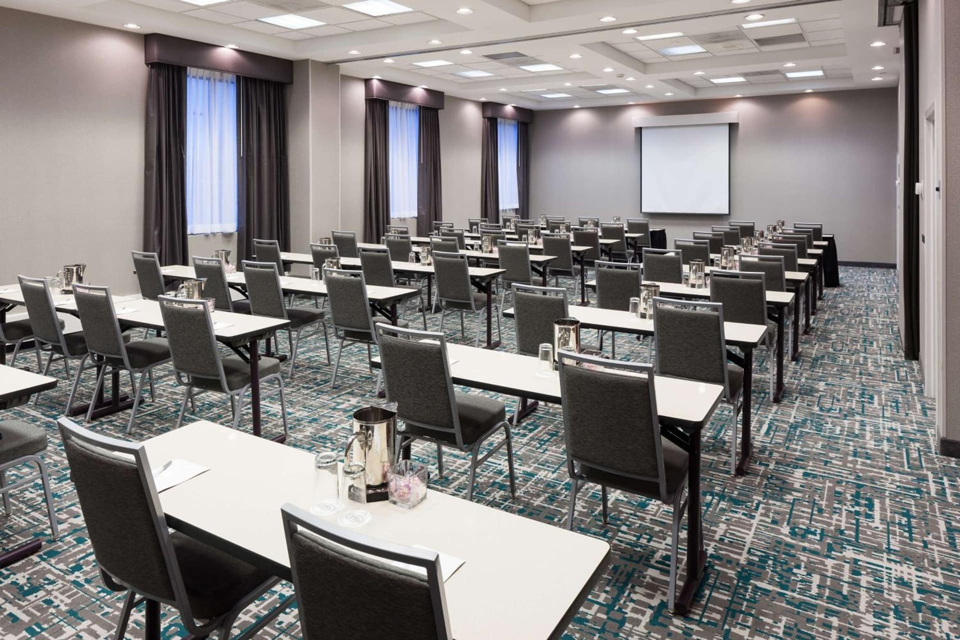 Hampton Inn & Suites Chicago North Shore gallery photo in Skokie, IL — image 56