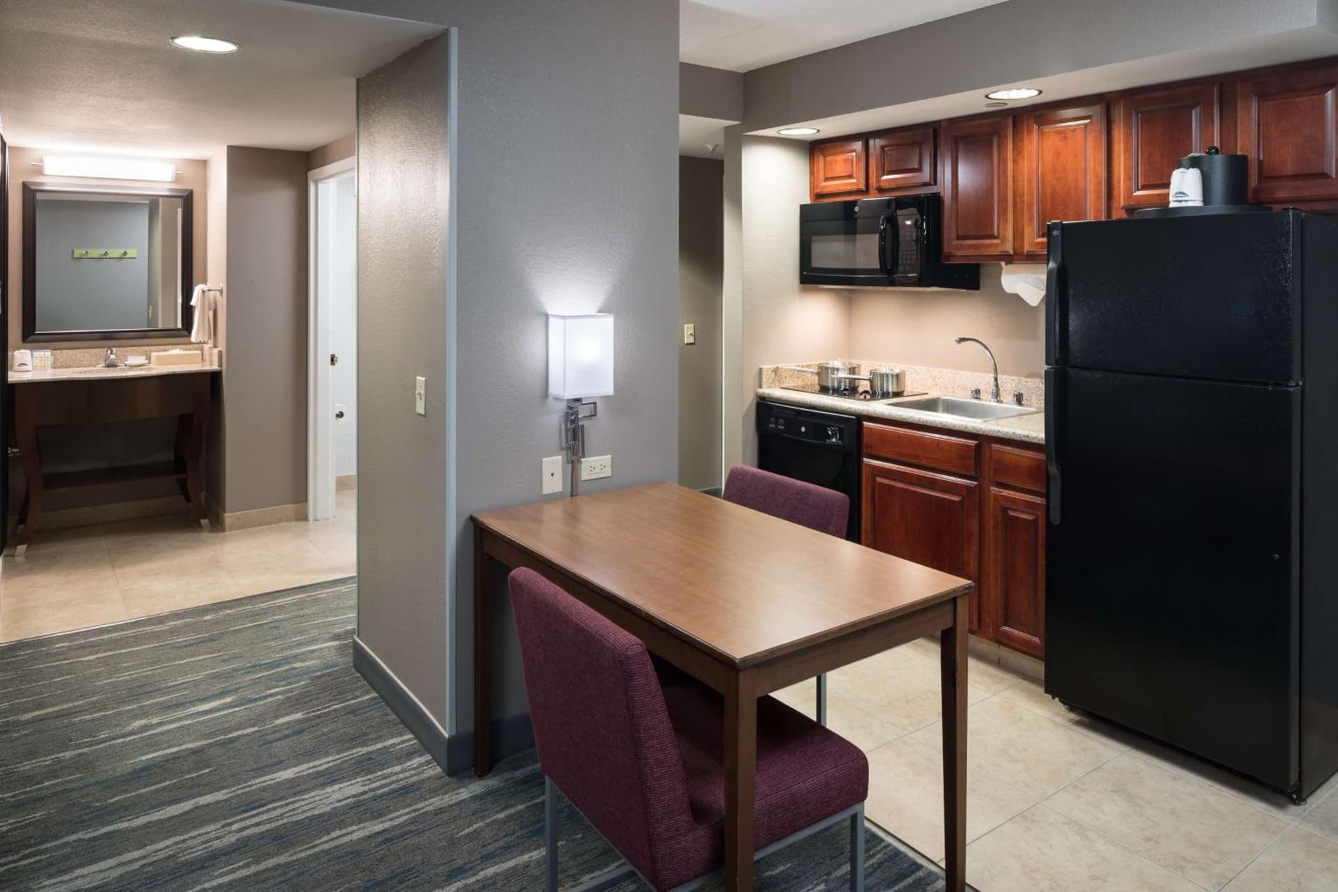 Hampton Inn & Suites Chicago North Shore gallery photo in Skokie, IL — image 47
