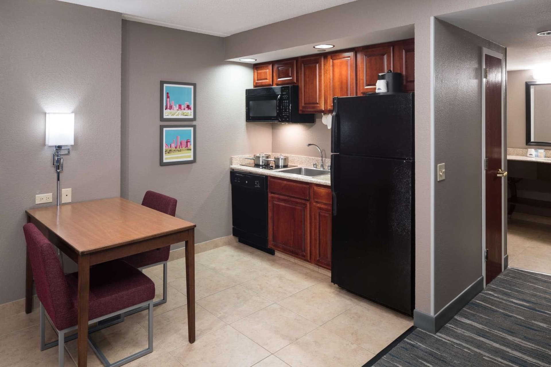Hampton Inn & Suites Chicago North Shore gallery photo in Skokie, IL — image 11