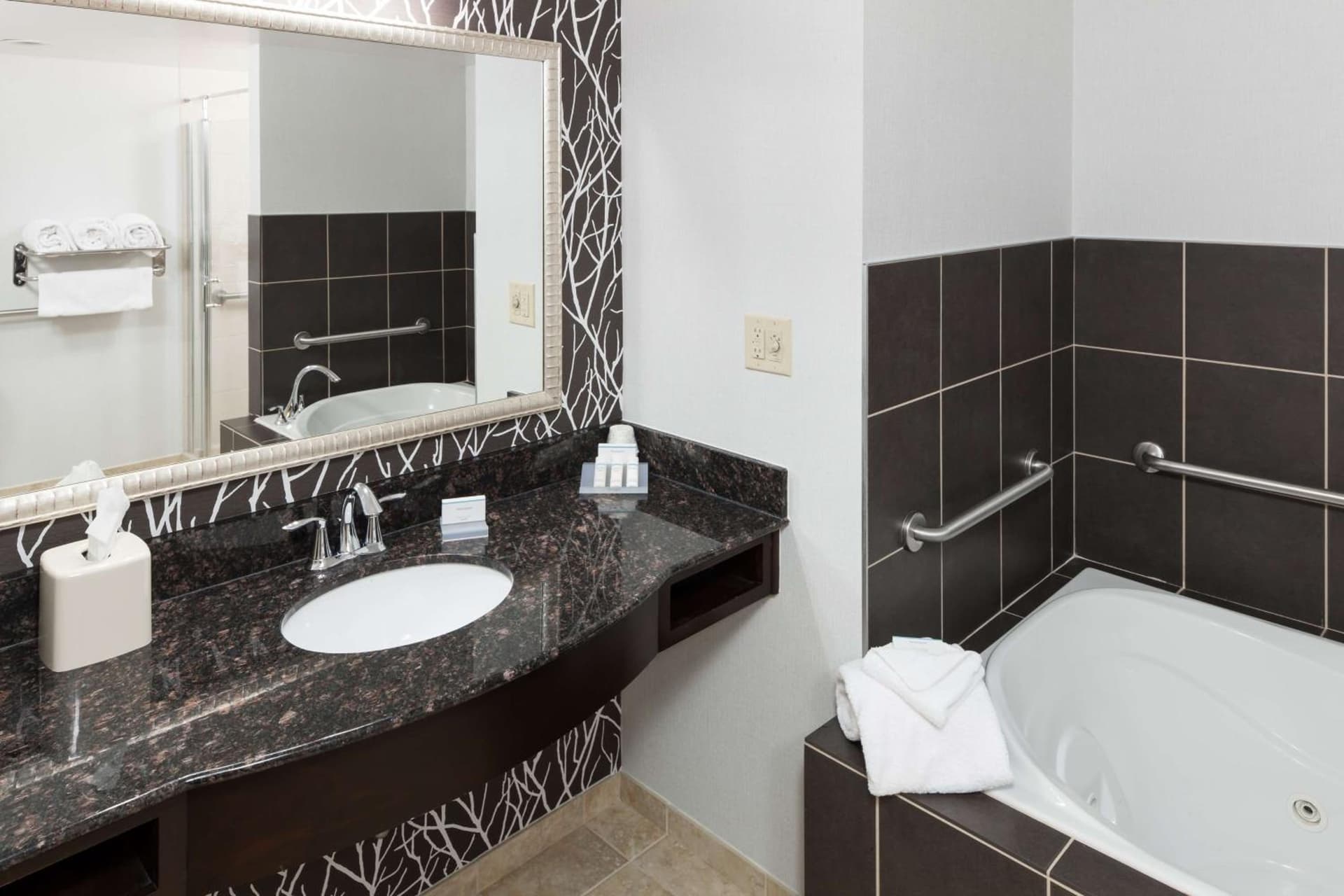 Hilton Garden Inn Cincinnati/Mason gallery photo in Mason, OH — image 10