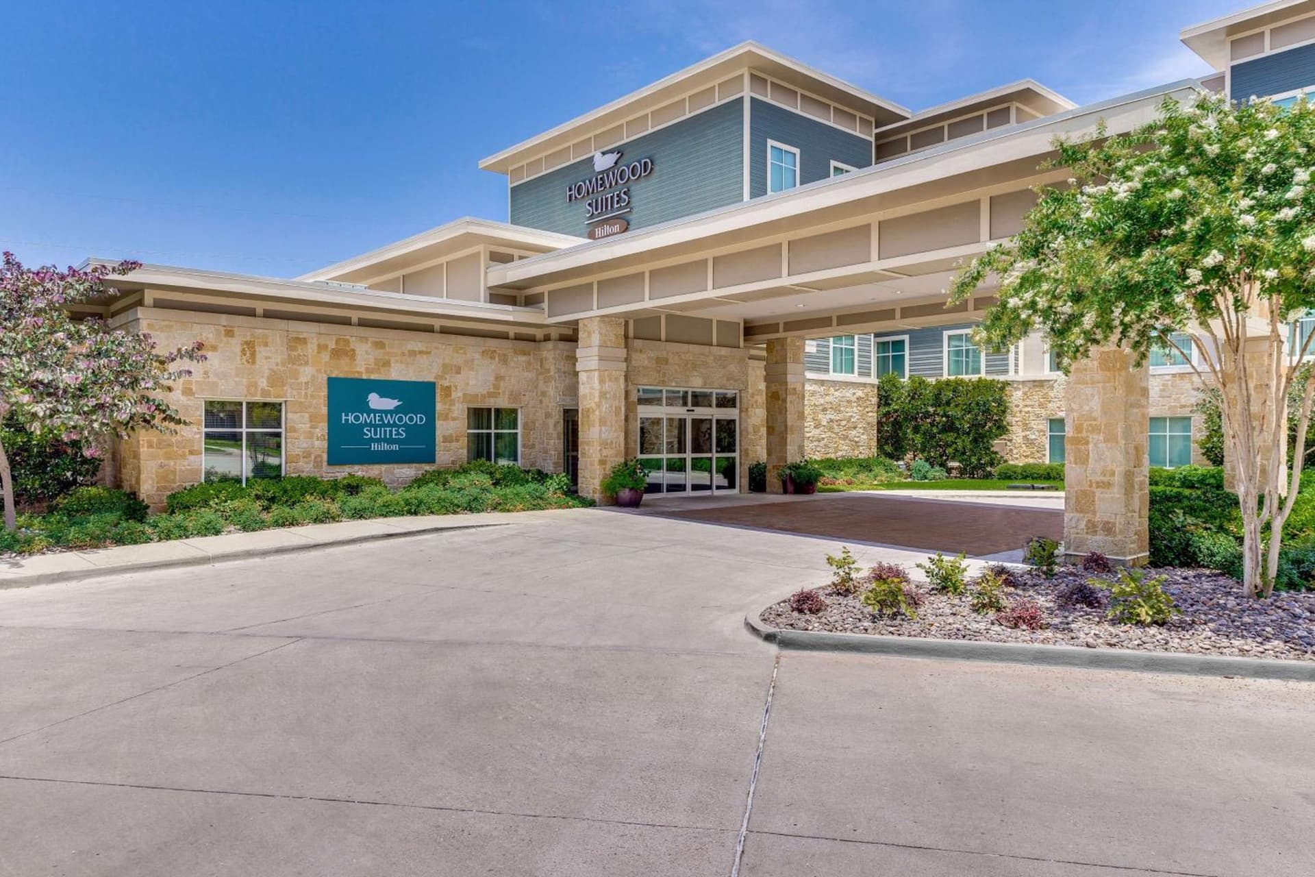 Homewood Suites by Hilton Fort Worth Medical Center featured exterior or lobby in Fort Worth, TX — similar hotel
