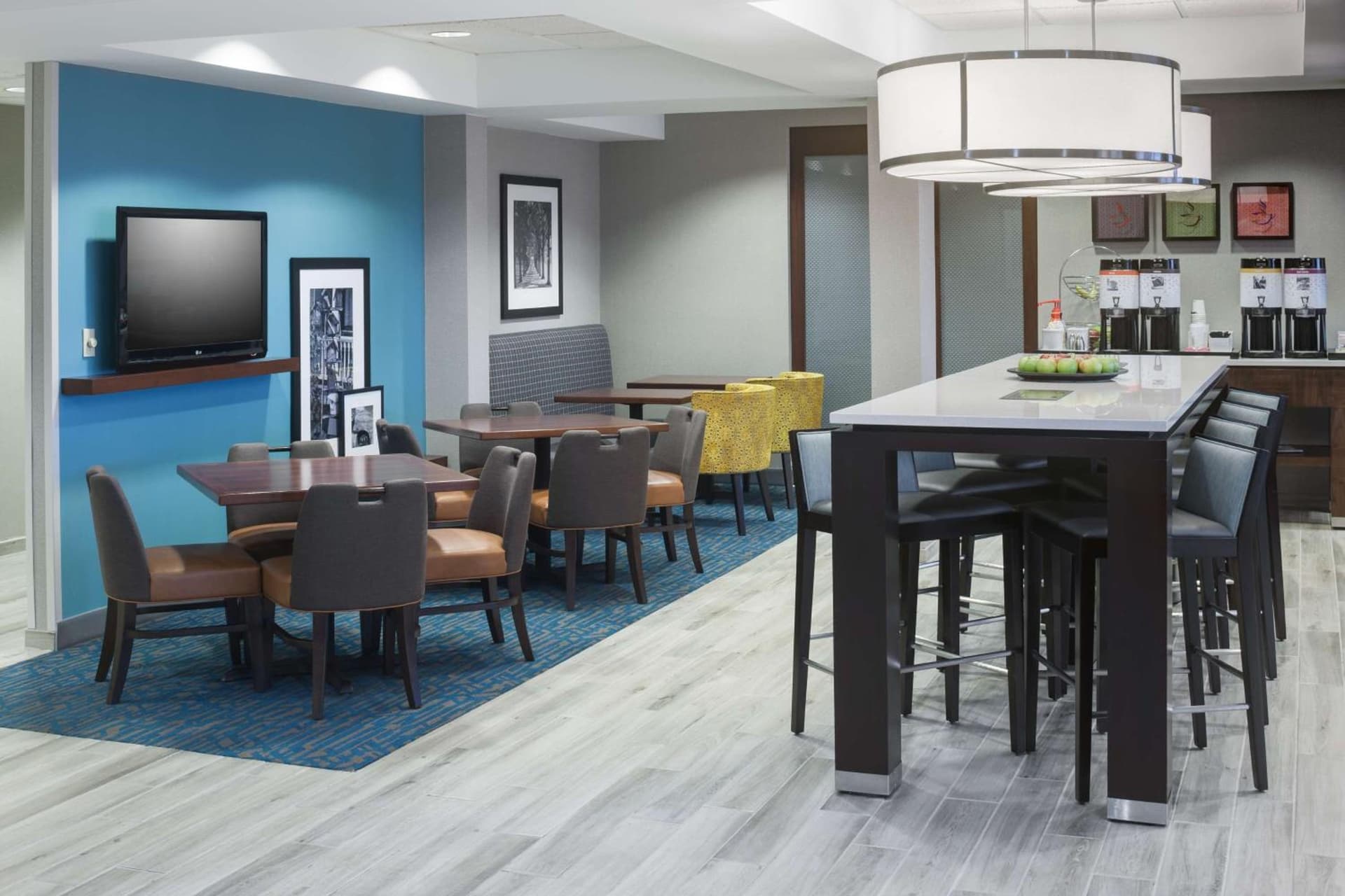 Hampton Inn Kansas City Liberty property views in Liberty, MO — gallery photo 3