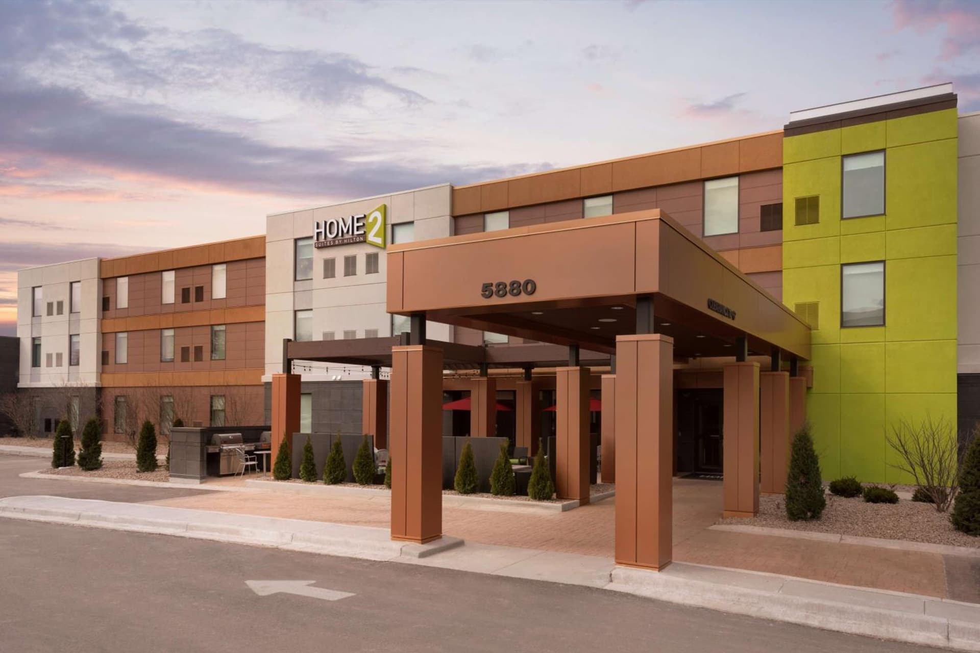 Home2 Suites by Hilton Milwaukee Airport — hotel in Milwaukee, Wisconsin