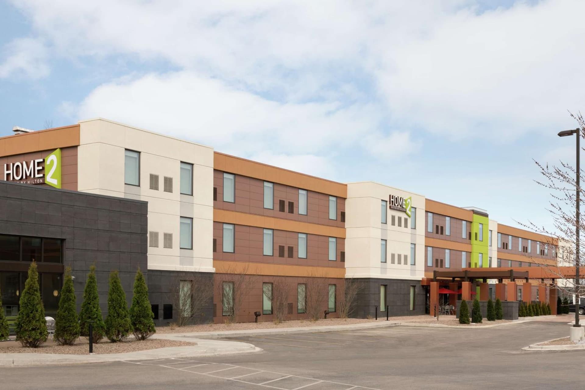 Home2 Suites by Hilton Milwaukee Airport gallery photo in Milwaukee, WI — image 21