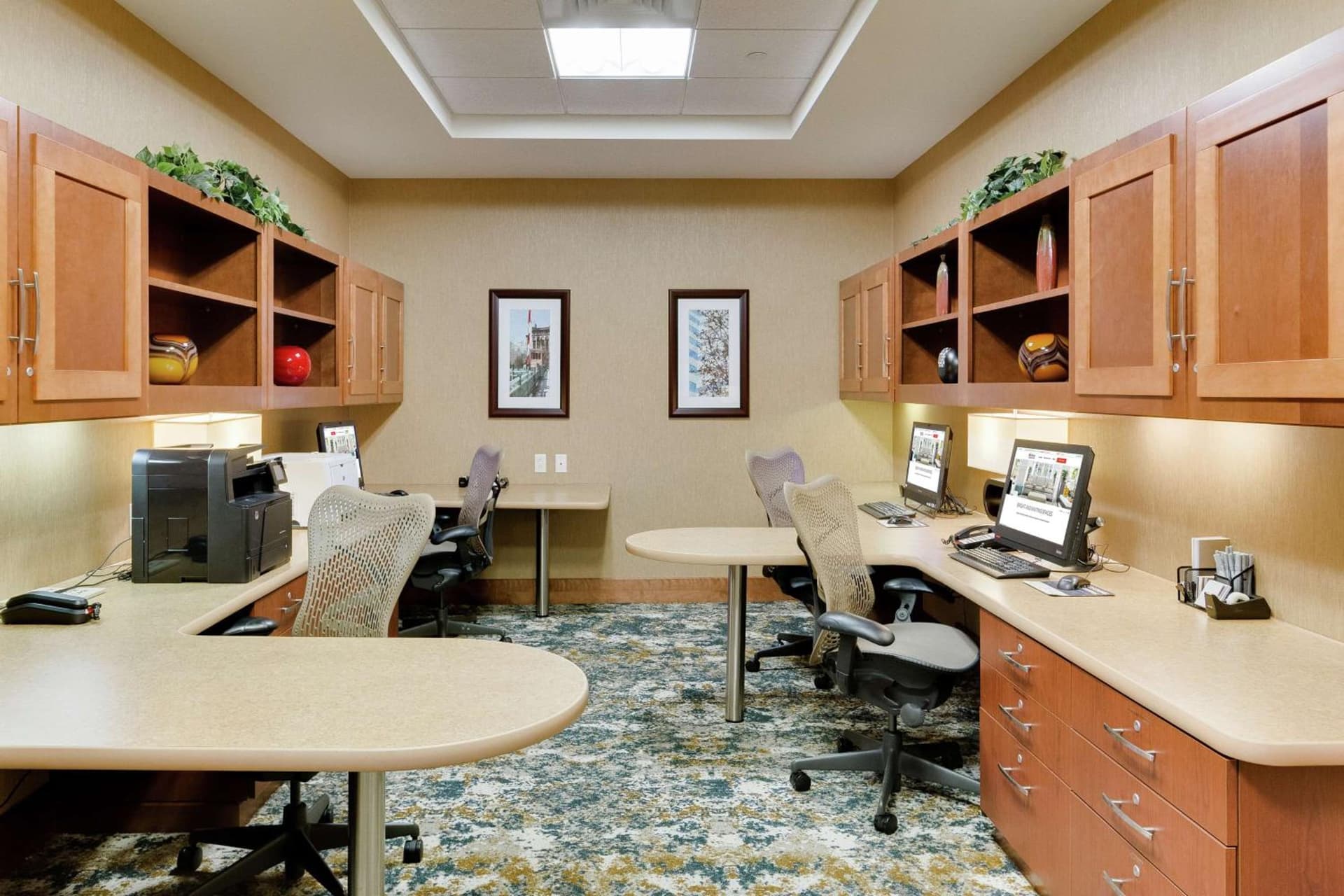 Hilton Garden Inn Milwaukee Airport gallery photo in Milwaukee, WI — image 38