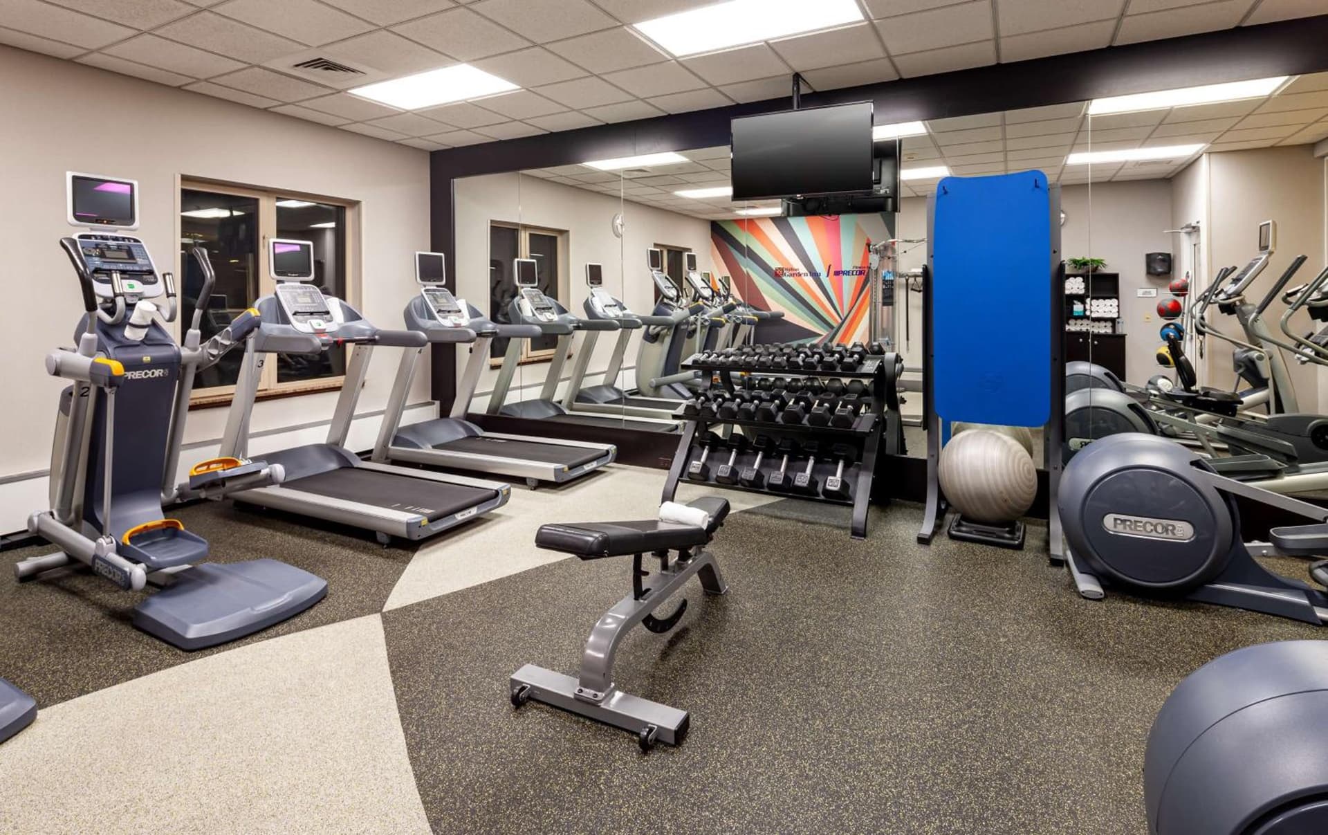 Hilton Garden Inn Chicago O'Hare Airport gallery photo in Des Plaines, IL — image 27