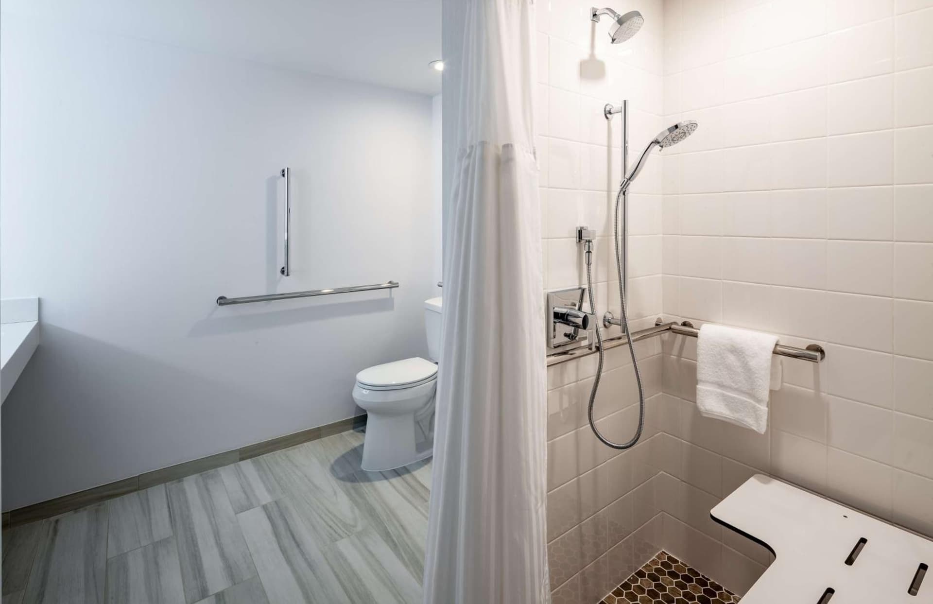 Hilton Garden Inn Chicago O'Hare Airport gallery photo in Des Plaines, IL — image 29