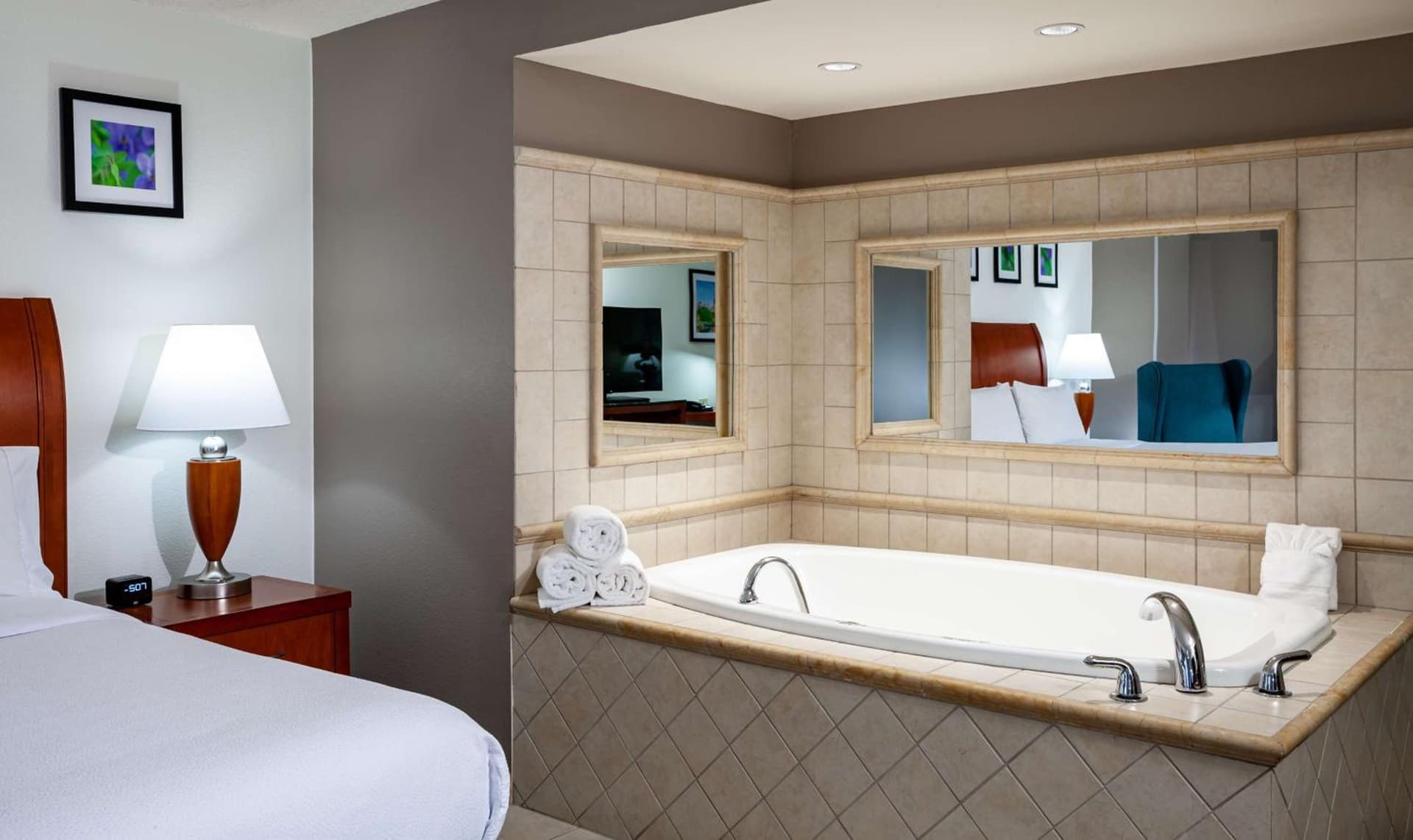 Hilton Garden Inn Chicago O'Hare Airport gallery photo in Des Plaines, IL — image 17